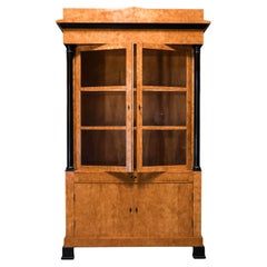 Vetrina in legno di frutta in stile Biedermeier, inizio XIX secolo