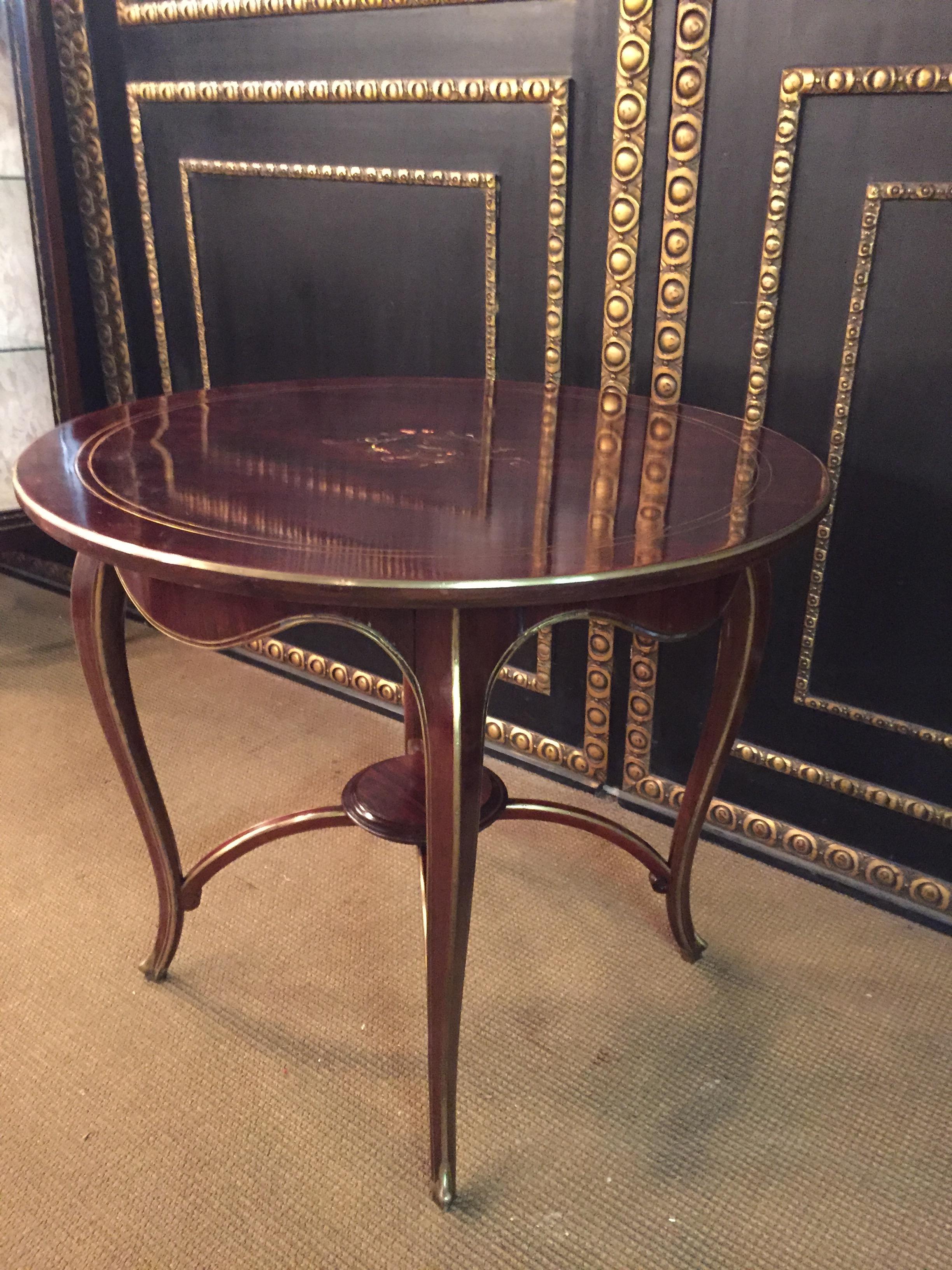 Antique Biedermeier Table Mahogany Inlaid with Mother of Pearl inlay 1870 In Good Condition For Sale In Berlin, DE