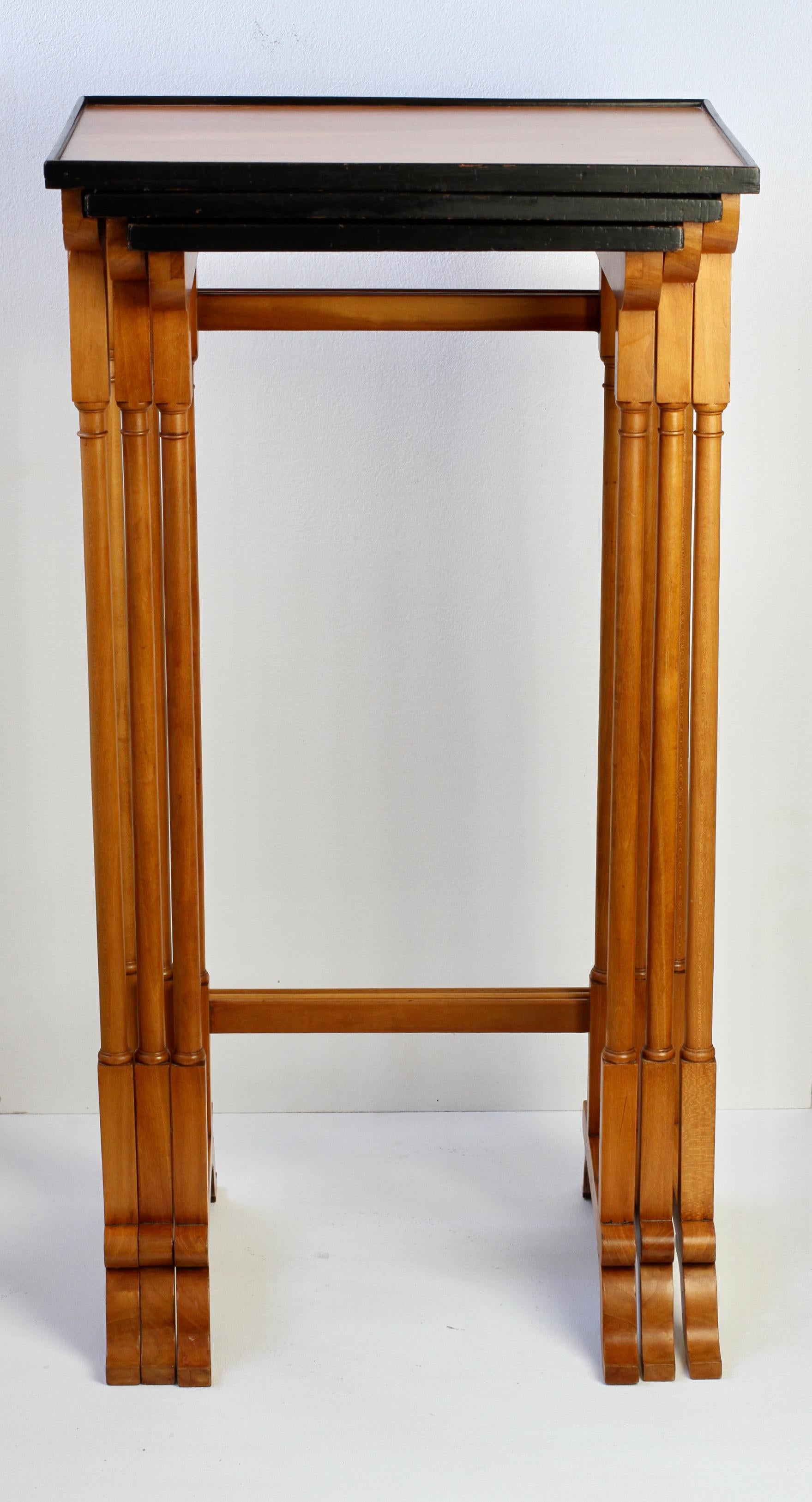 Biedermeier Trio of Wooden Nesting Pedestal Tables circa 1910 For Sale 2