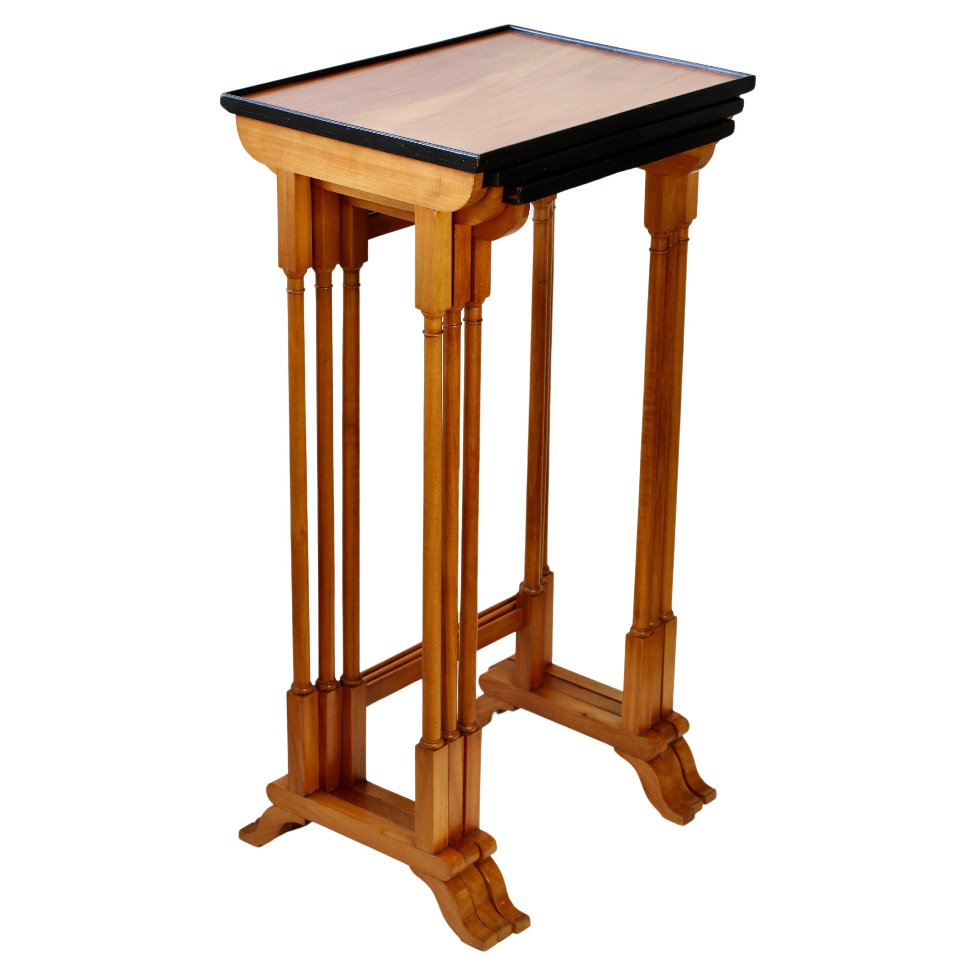 Biedermeier Trio of Wooden Nesting Pedestal Tables circa 1910 For Sale
