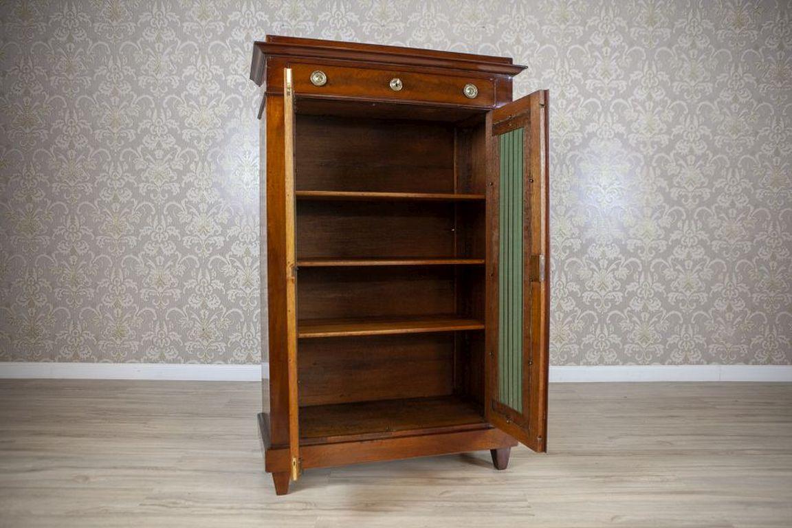 Vertico Softwood and Walnut Venner in the Biedermeier Style Circa 1850 In Good Condition In Opole, PL