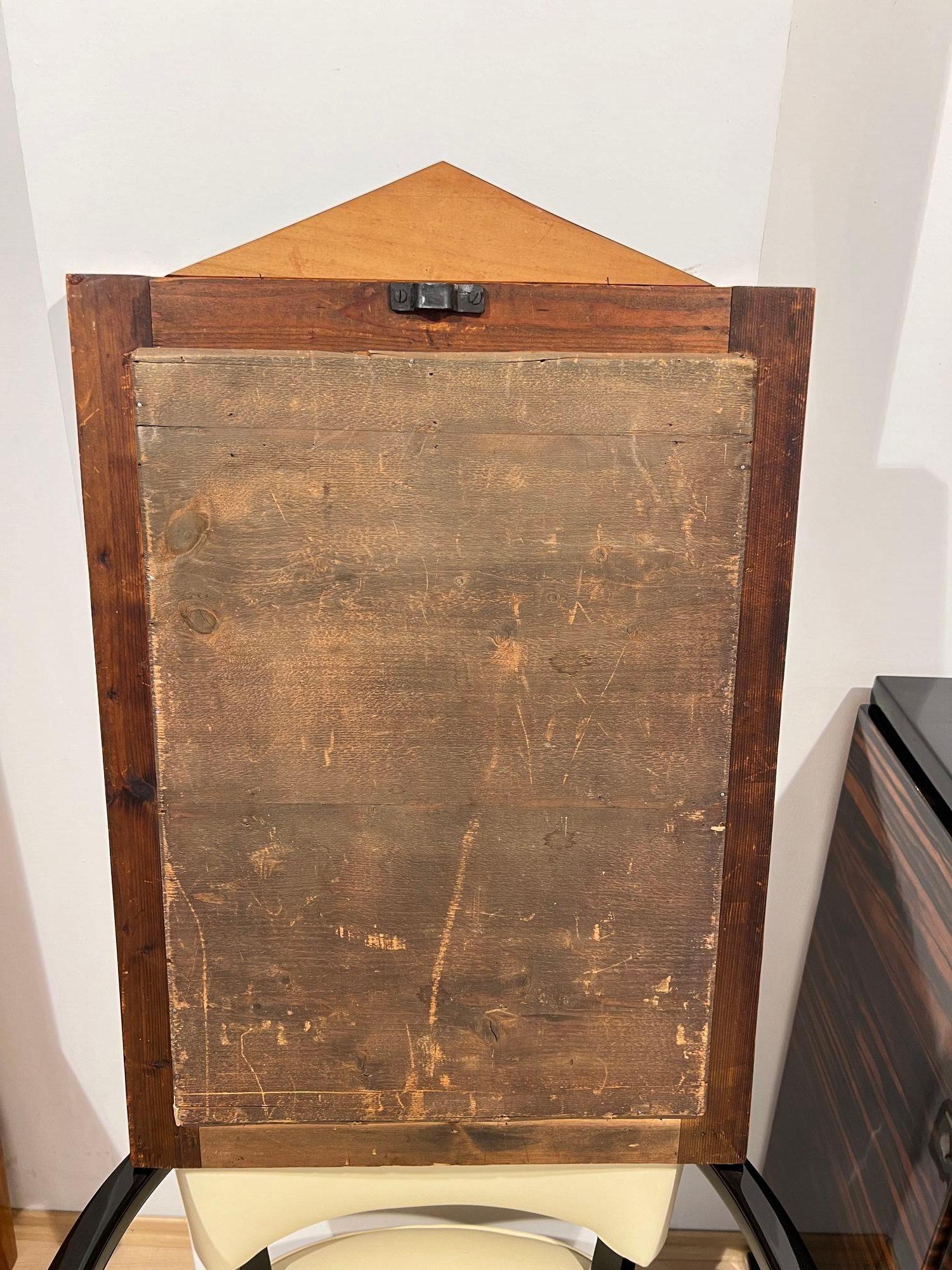 Biedermeier Wall Mirror, Maple, Ebonized, Southern Germany circa 1820 For Sale 6