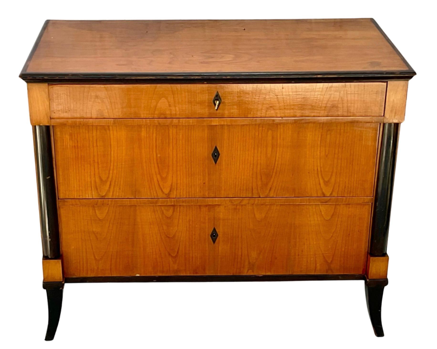 Biedermeier Walnut Chest of Drawers 5
