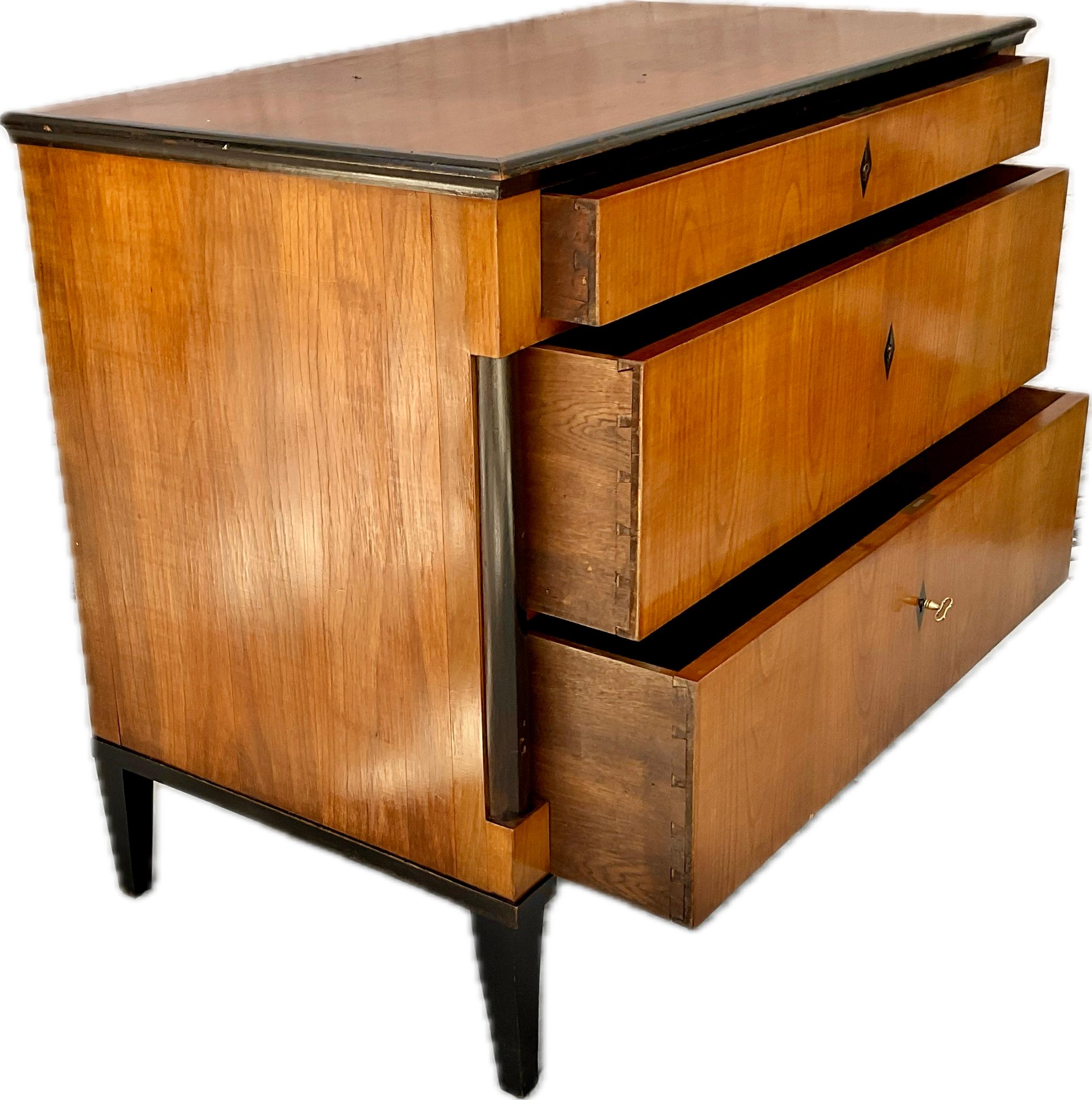 Biedermeier Walnut Chest of Drawers 2