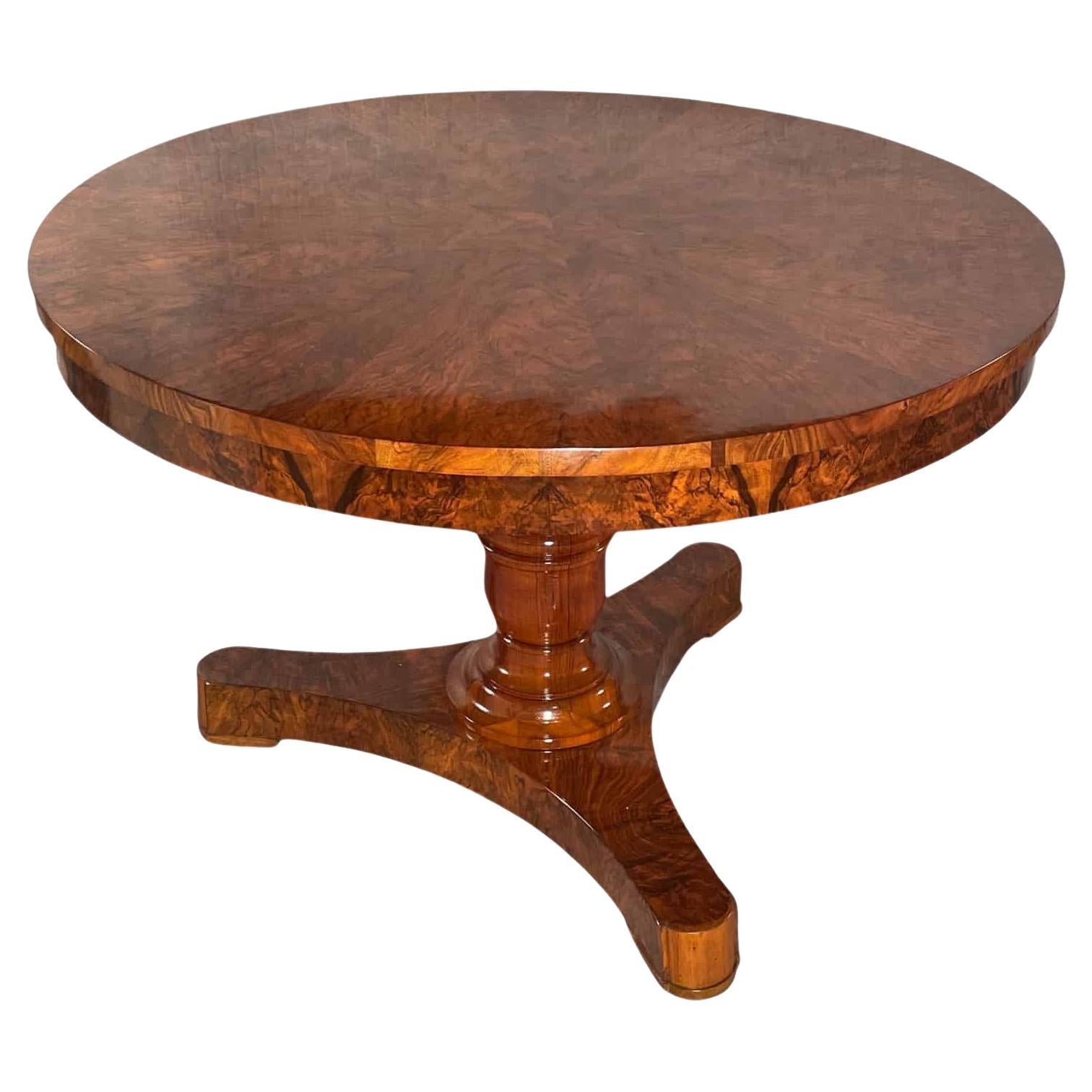 Biedermeier Walnut Table, 1820