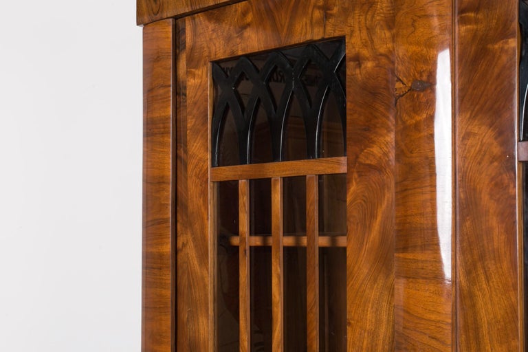 Biedermeier Walnut Vitrine, Germany, 19th Century For Sale at 1stDibs