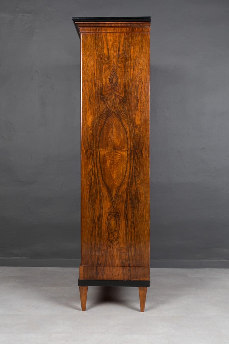 Biedermeier Walnut Vitrine, Germany, 19th Century For Sale at 1stDibs