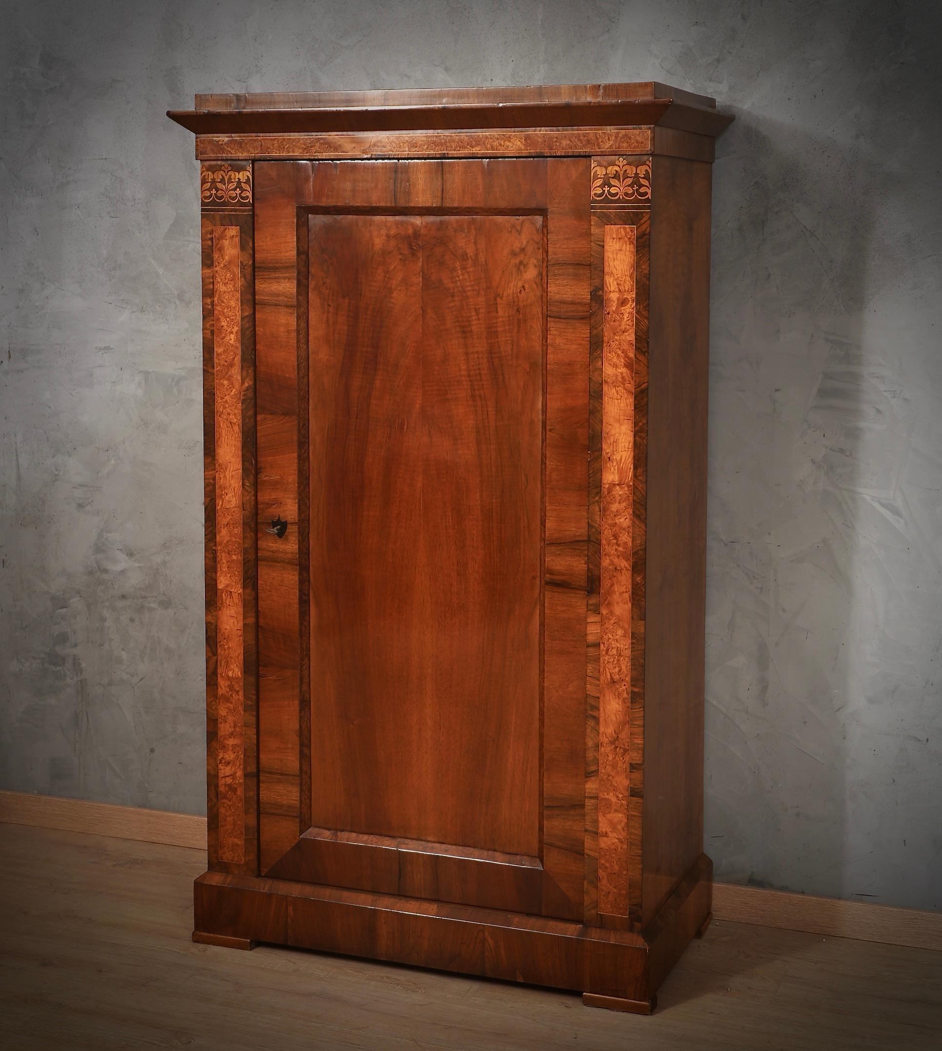 Biedermeier Walnut Wood Wardrobes and Armoires, 1840 5