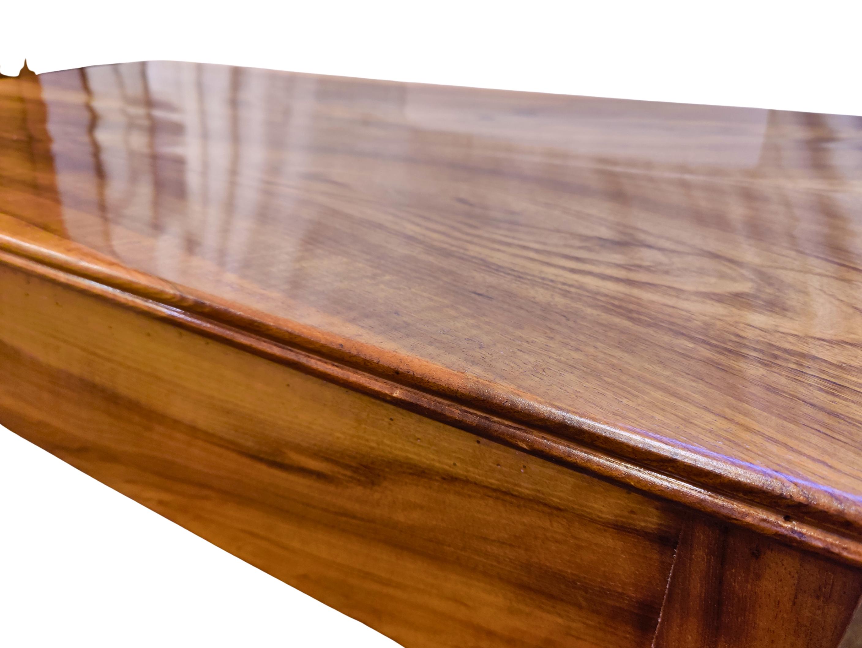 Biedermeier Walnut Writing Desk Table, South Germany circa 1825 For Sale 4