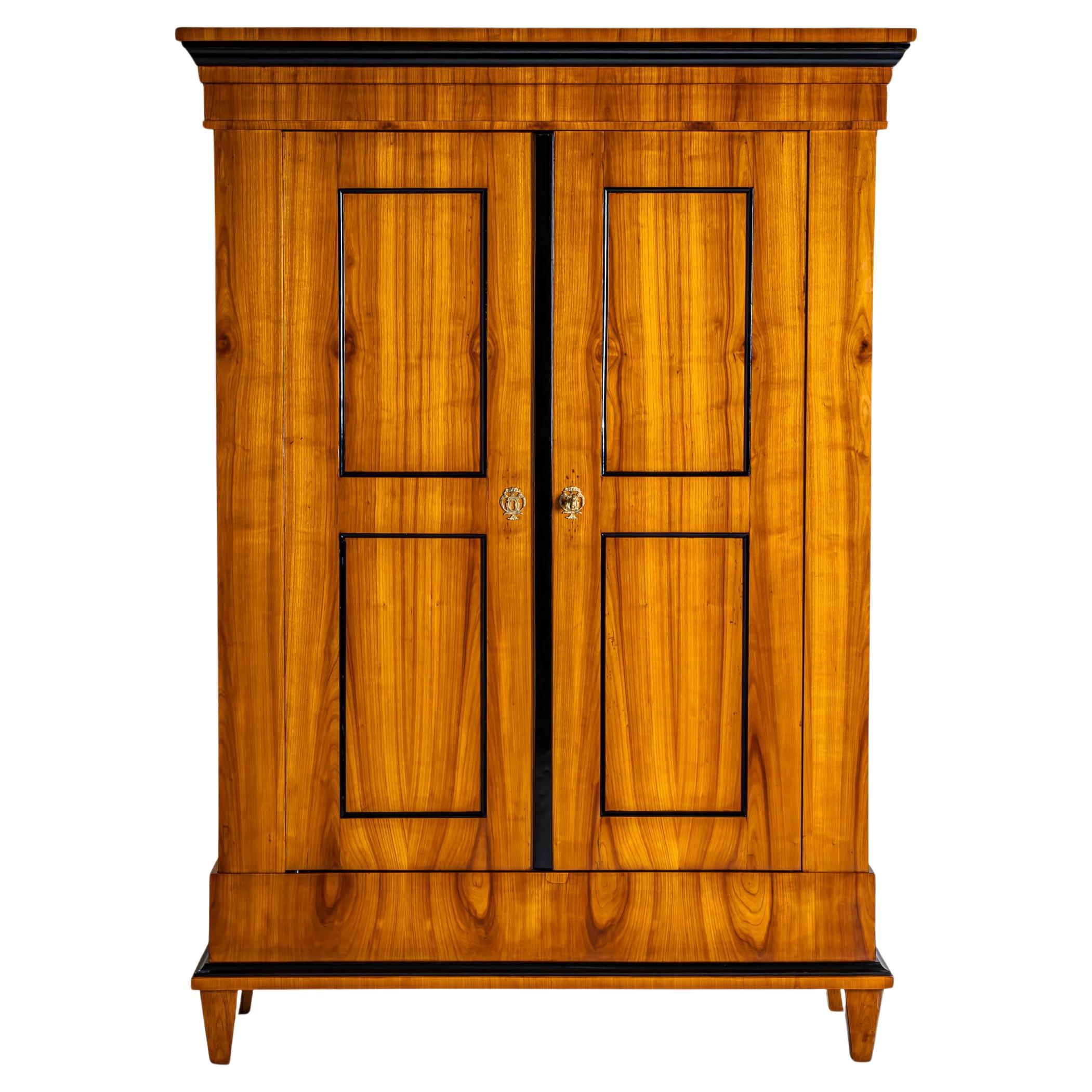 Armadio Biedermeier, Germania meridionale, 1820 circa