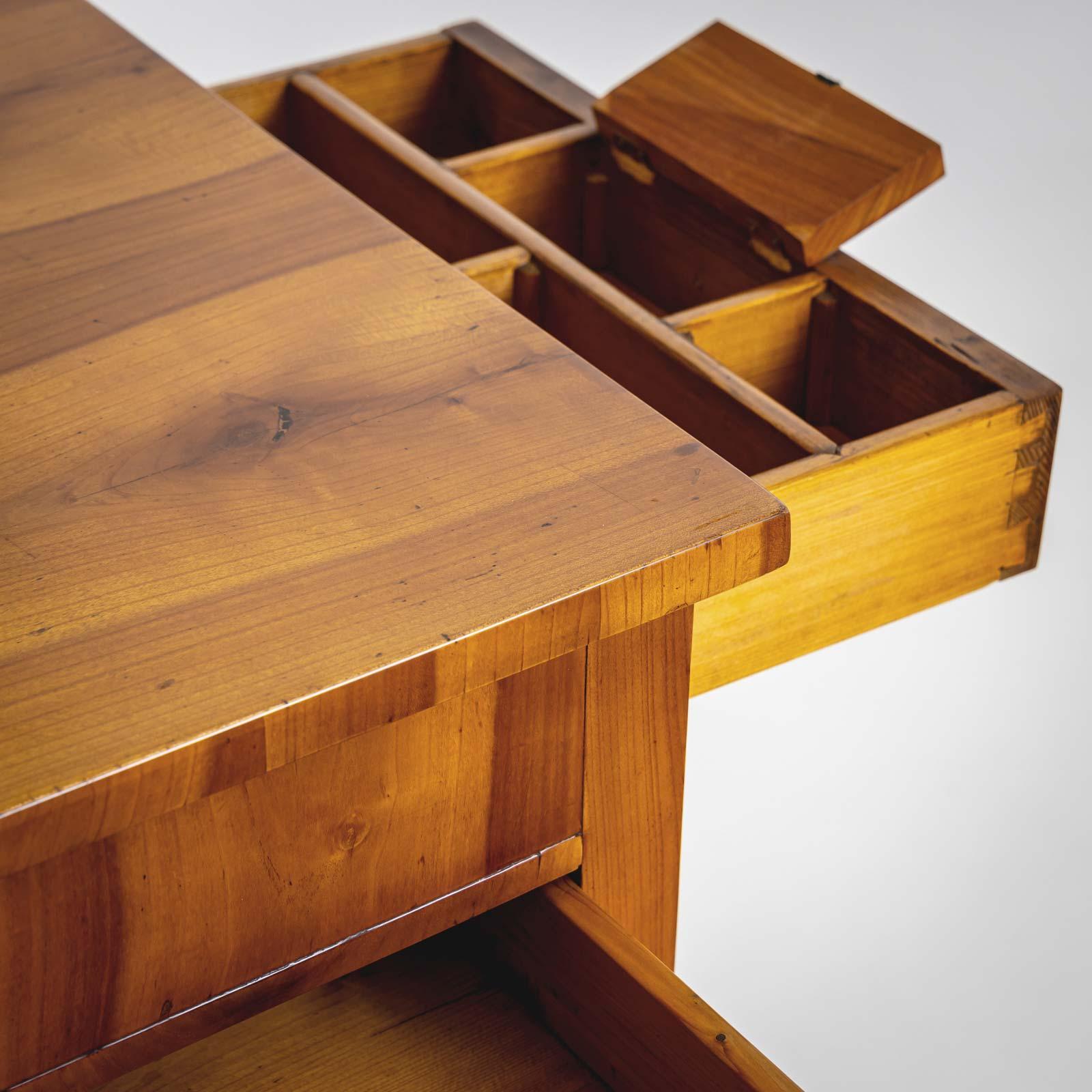 Mesa de trabajo Biedermeier, hacia 1820 principios del siglo XIX en venta