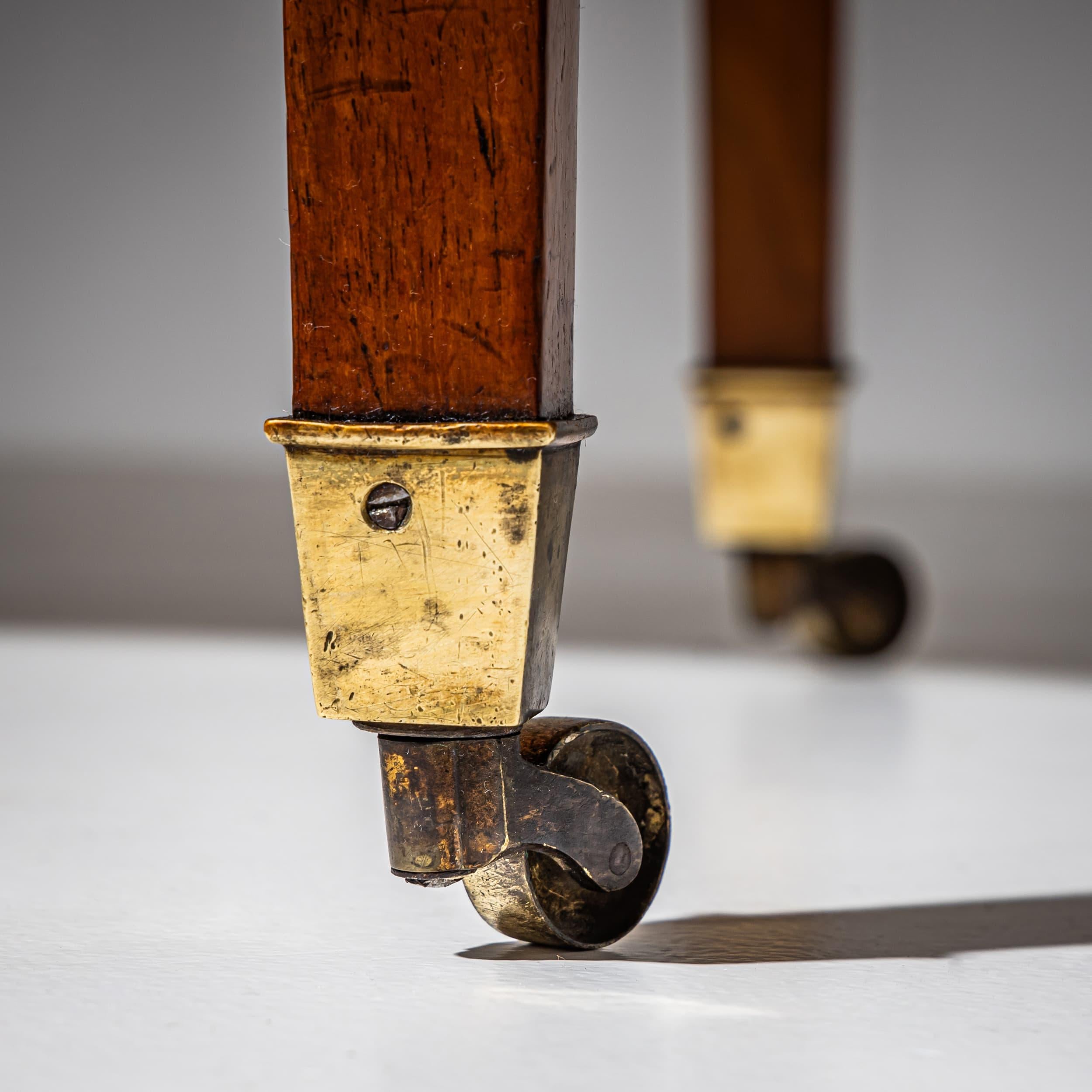 Biedermeier Writing Desk, 19th Century For Sale 1