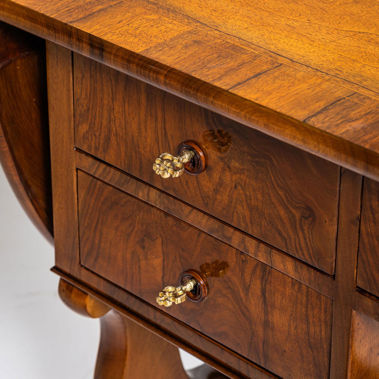 Biedermeier Writing Table, circa 1830 For Sale 5