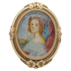 Biedermeir brooch 14k gold with a view of a woman