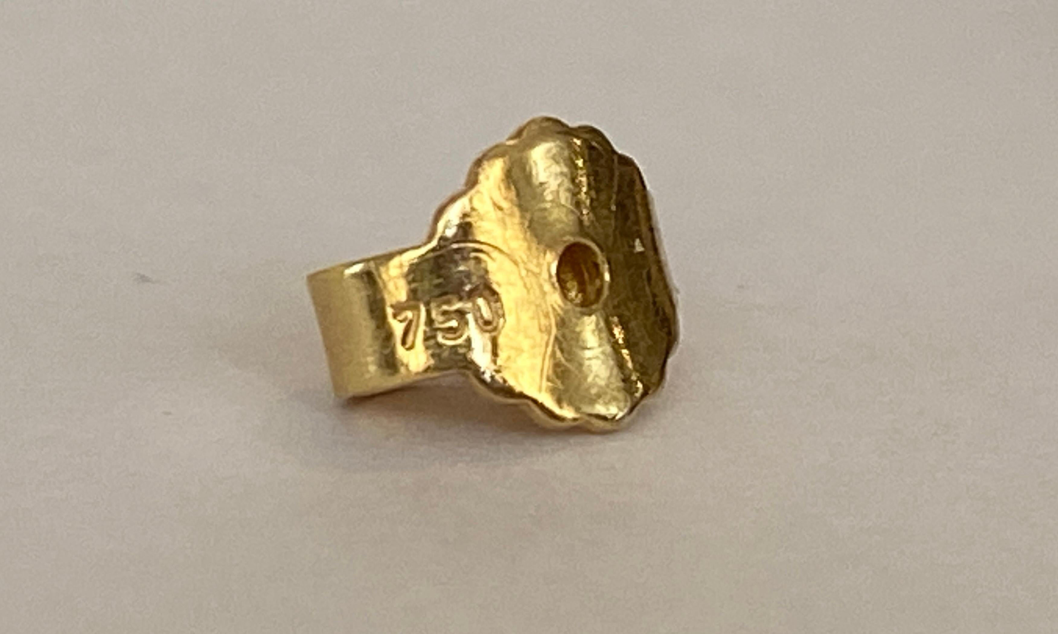 Biegel Frankfurt, platinum with 18 kt. gold stud solitaire diamond  earrings For Sale 12