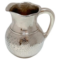 Jarra de Agua de Esterlina Martillada a Mano Bieglow & Kennard, al Gusto Japonés