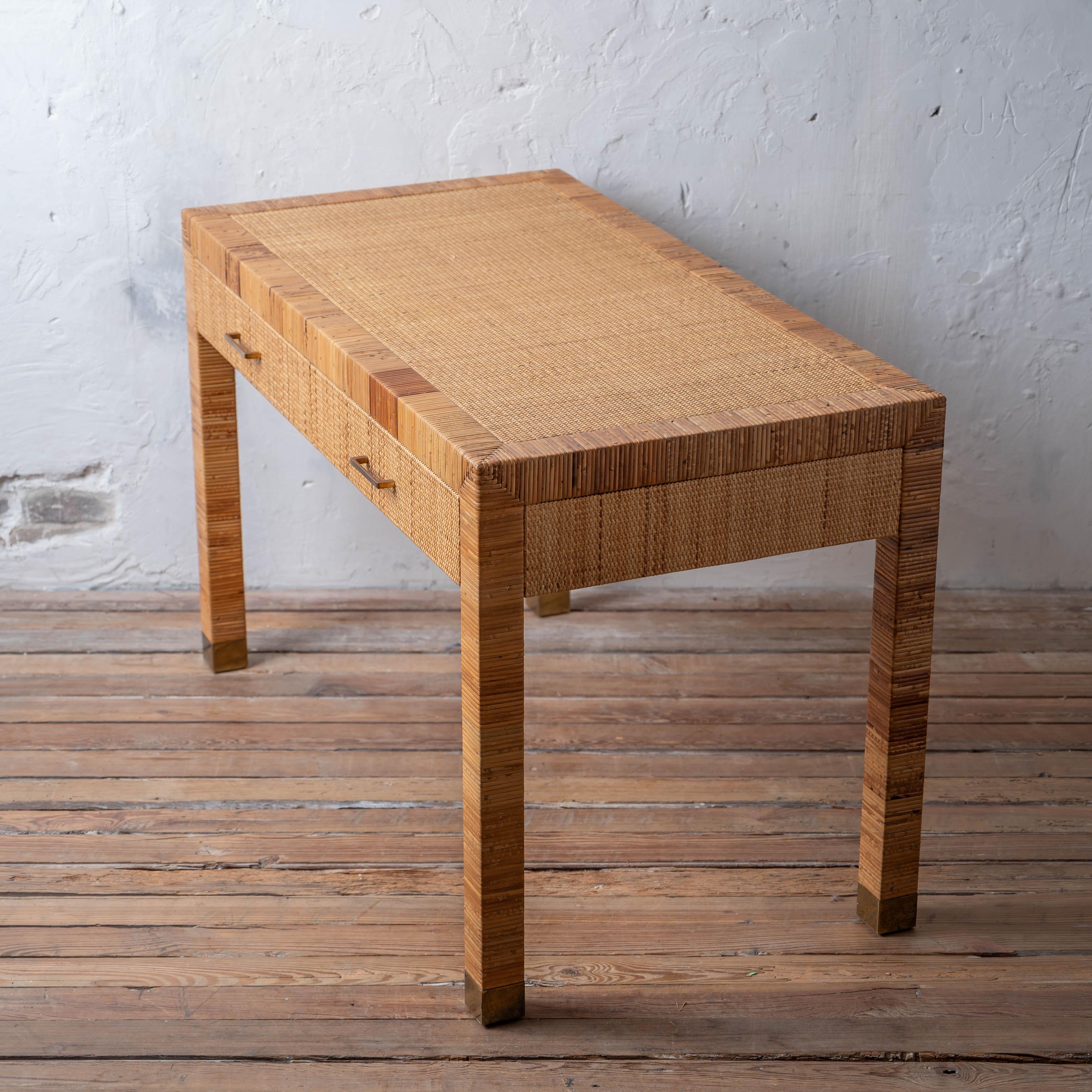 Bielecky Brothers Cane Writing Table In Good Condition For Sale In Savannah, GA