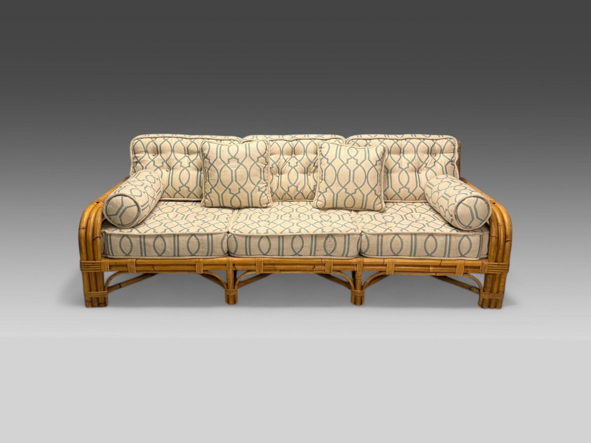 Moderne Bielecky Brothers, moderne, grand canapé trois mers, rotin, bambou, États-Unis, 21e siècle en vente
