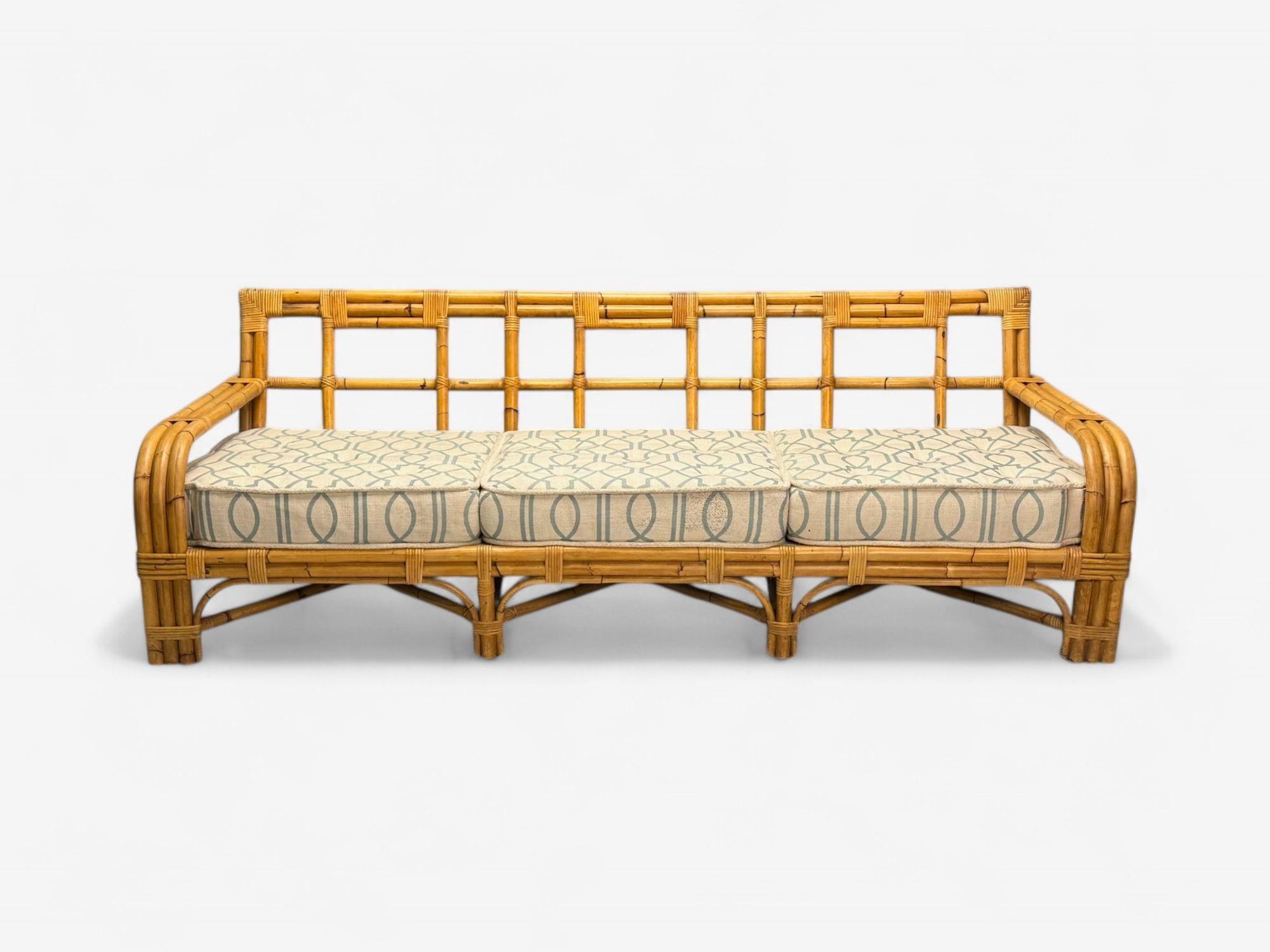 Bambou Bielecky Brothers, moderne, grand canapé trois mers, rotin, bambou, États-Unis, 21e siècle en vente