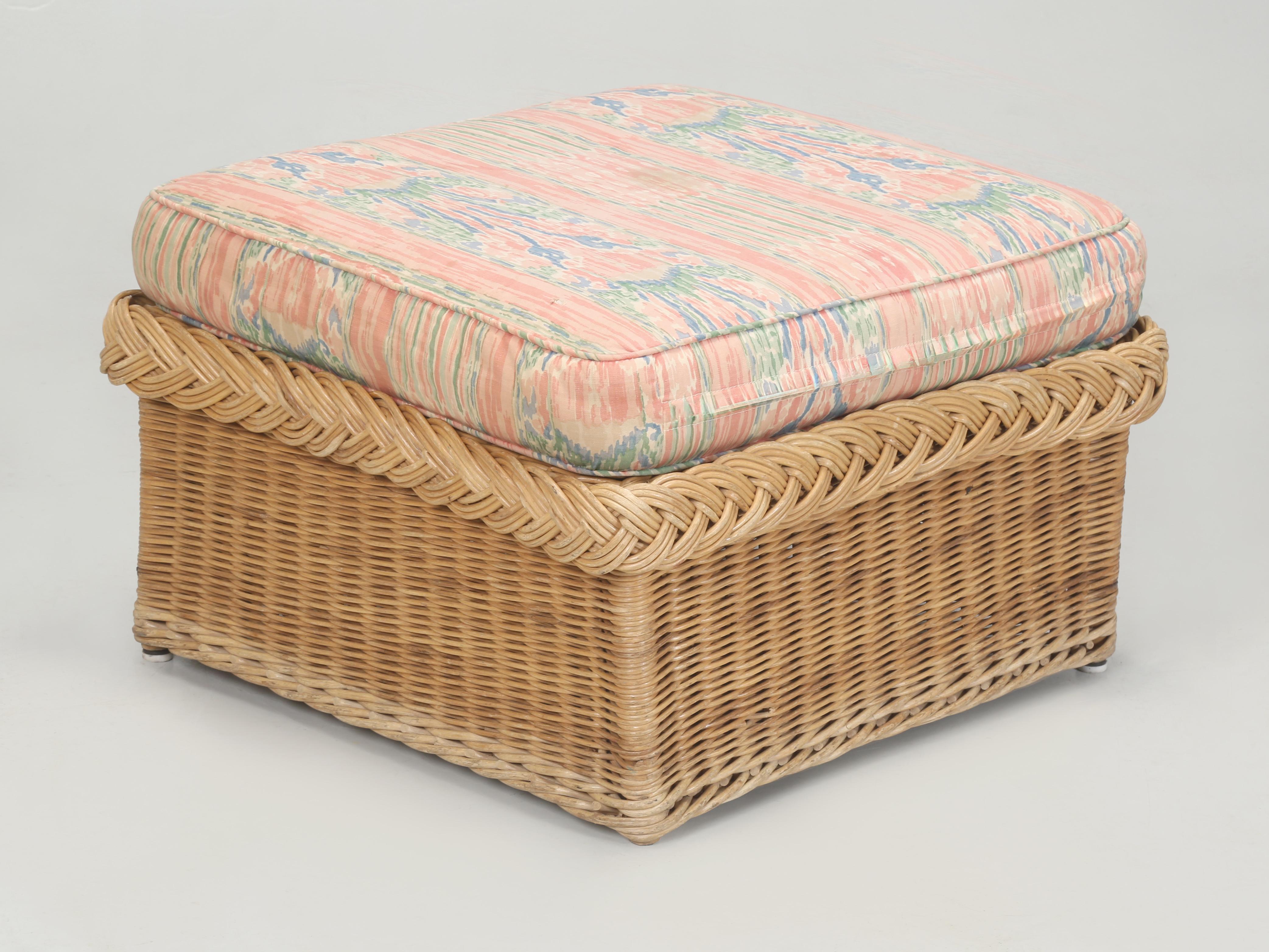 Bielecky Brothers Wicker Suite Sofa, Love Chair, Ottomane, Paar Stühle aus Korbweide, hergestellt in NY im Angebot 10