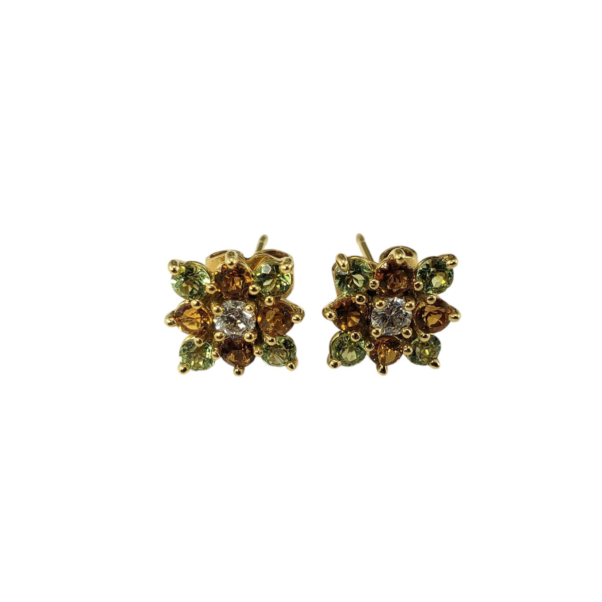 Bielka Boucles d'oreilles en or jaune 18 carats, citrine, diamant et péridot 

Ces superbes boucles d'oreilles sont composées d'un diamant rond de taille brillant, de quatre péridots ronds et de quatre citrines rondes, le tout serti dans de l'or