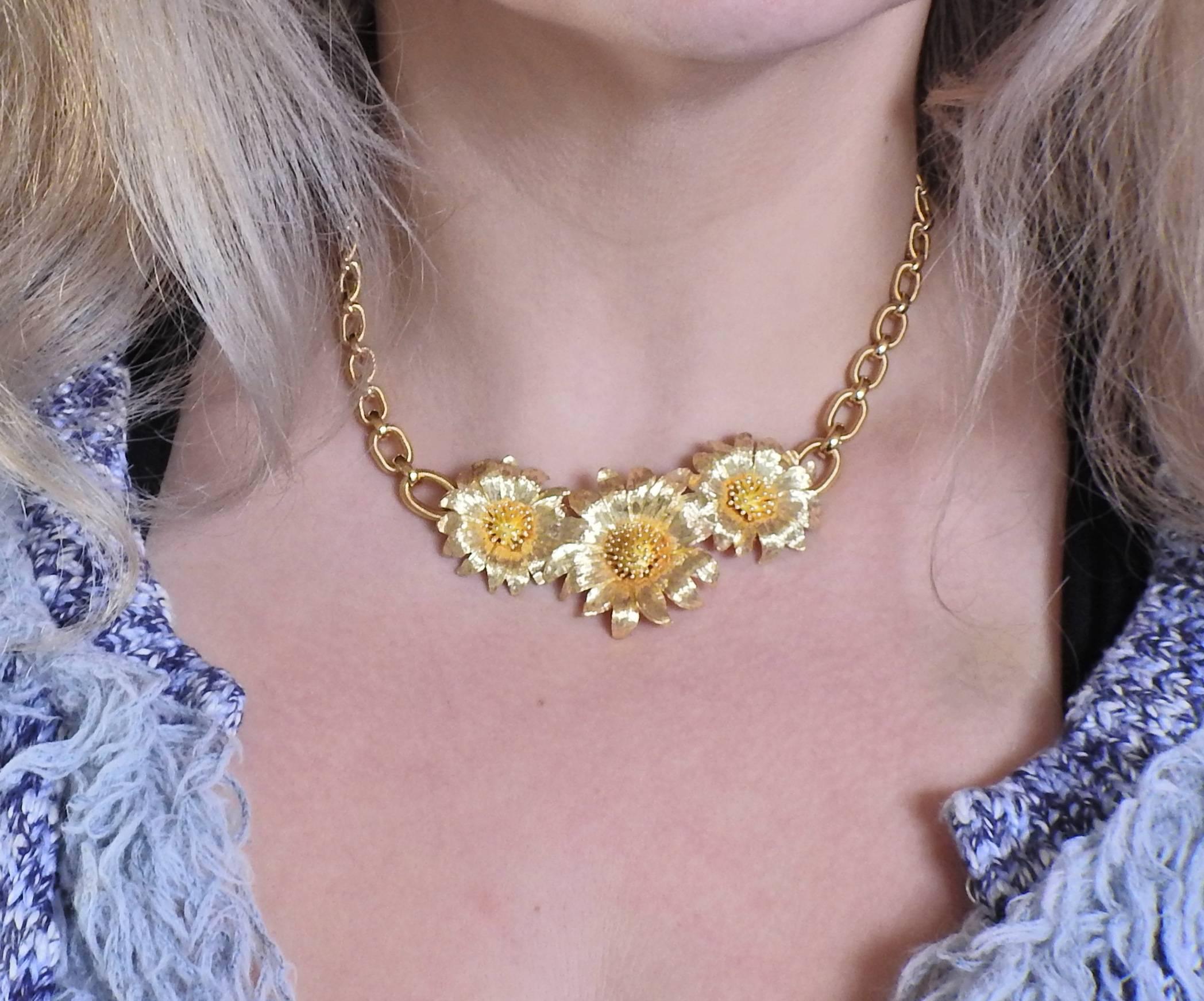 Women's Bielka Gold Sunflower Pendant Necklace
