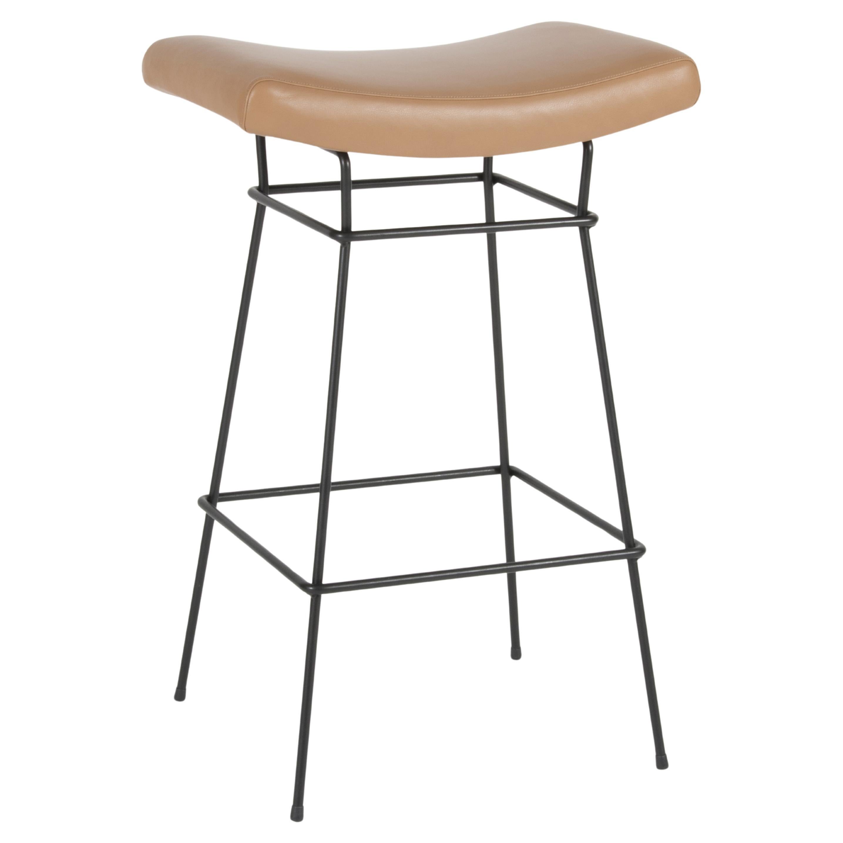 What kind of stool is good for a kitchen island?