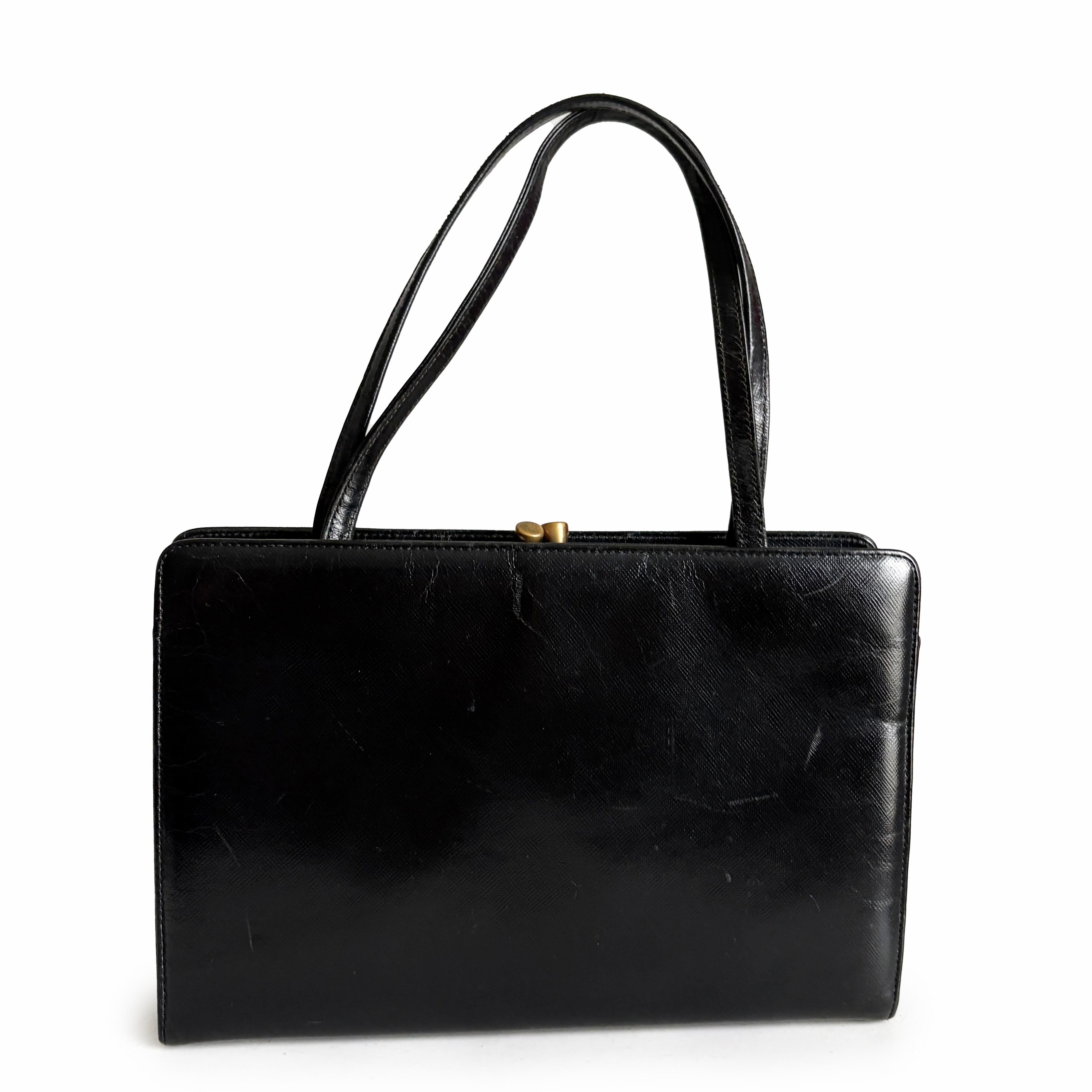 Bienen-Davis Abendtasche aus strukturiertem Leder aus schwarzem Saffiano in Schwarz, selten, 1970er Jahre im Angebot 3