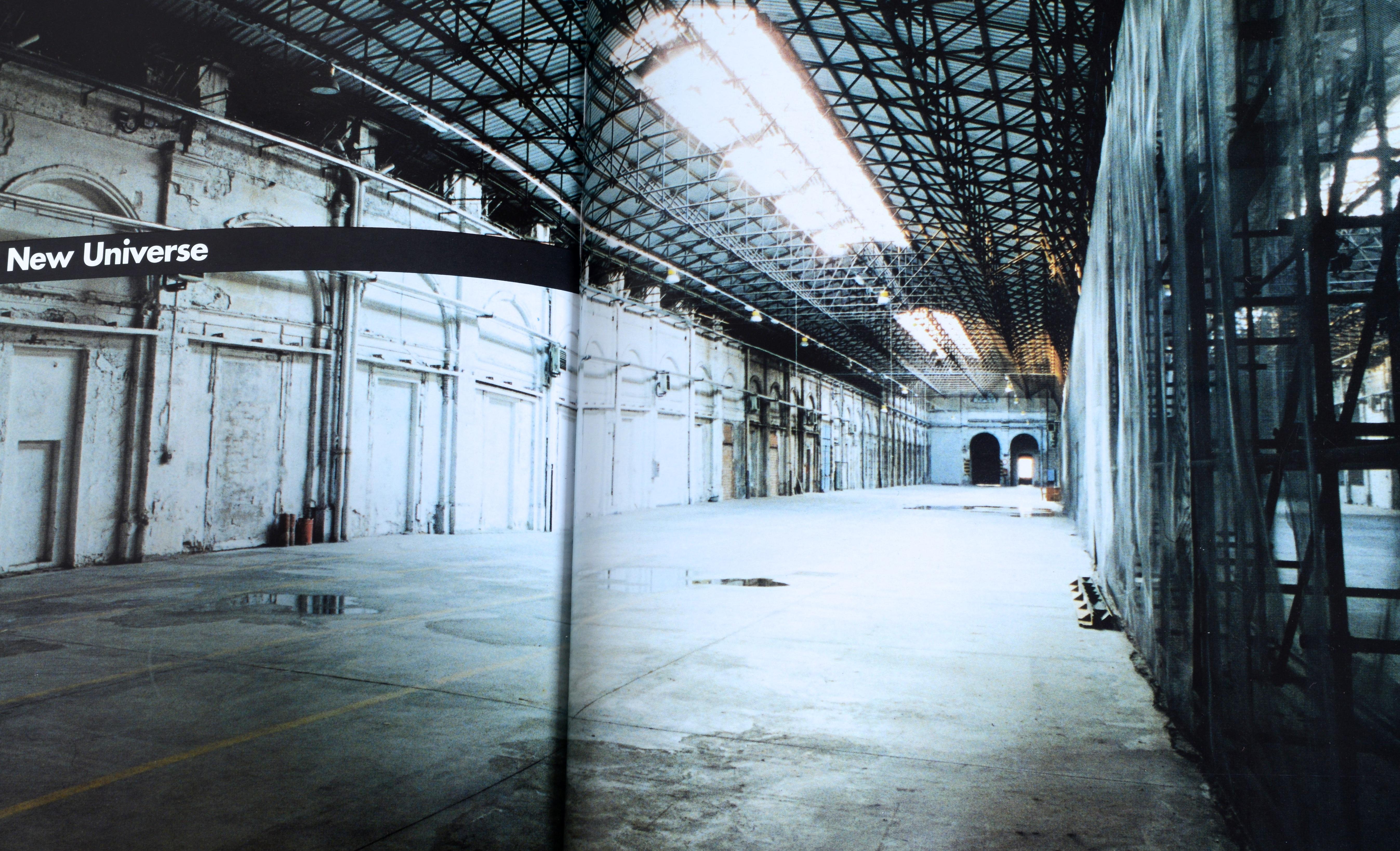 Biennale di Firenze : Looking at Fashion, 1ère édition en vente 7