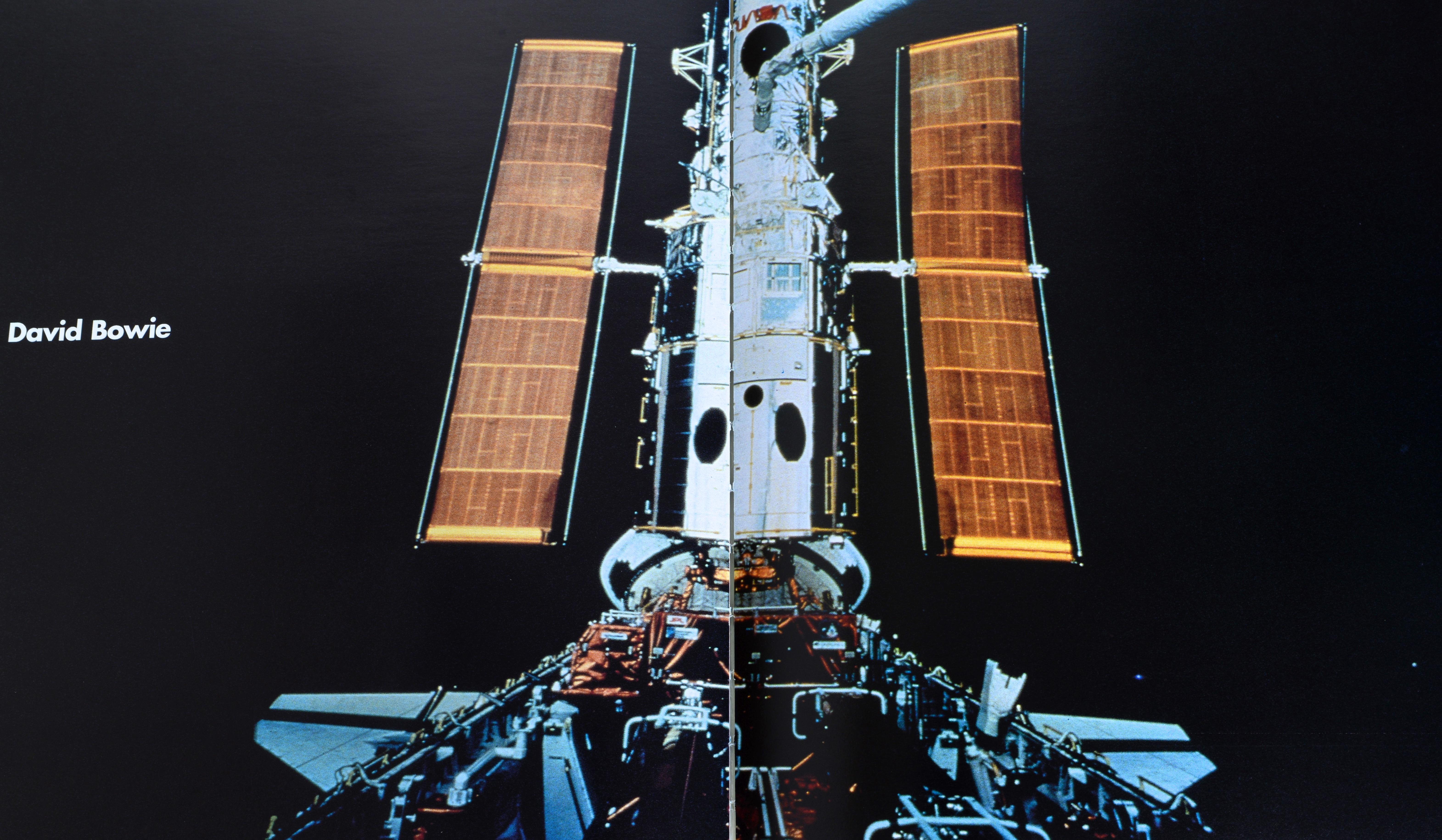 Biennale di Firenze : Looking at Fashion, 1ère édition en vente 9