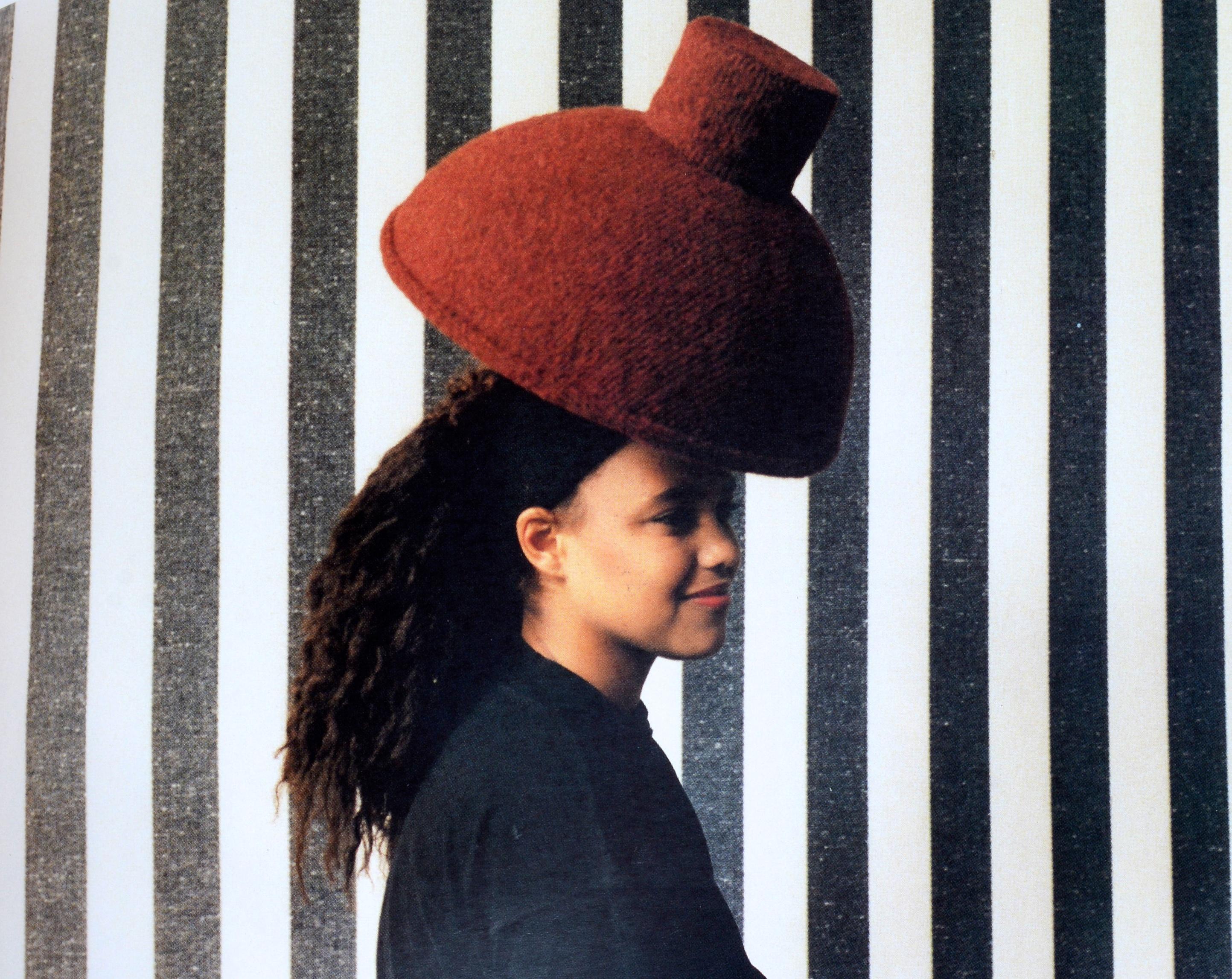 Biennale di Firenze : Looking at Fashion, 1ère édition en vente 3