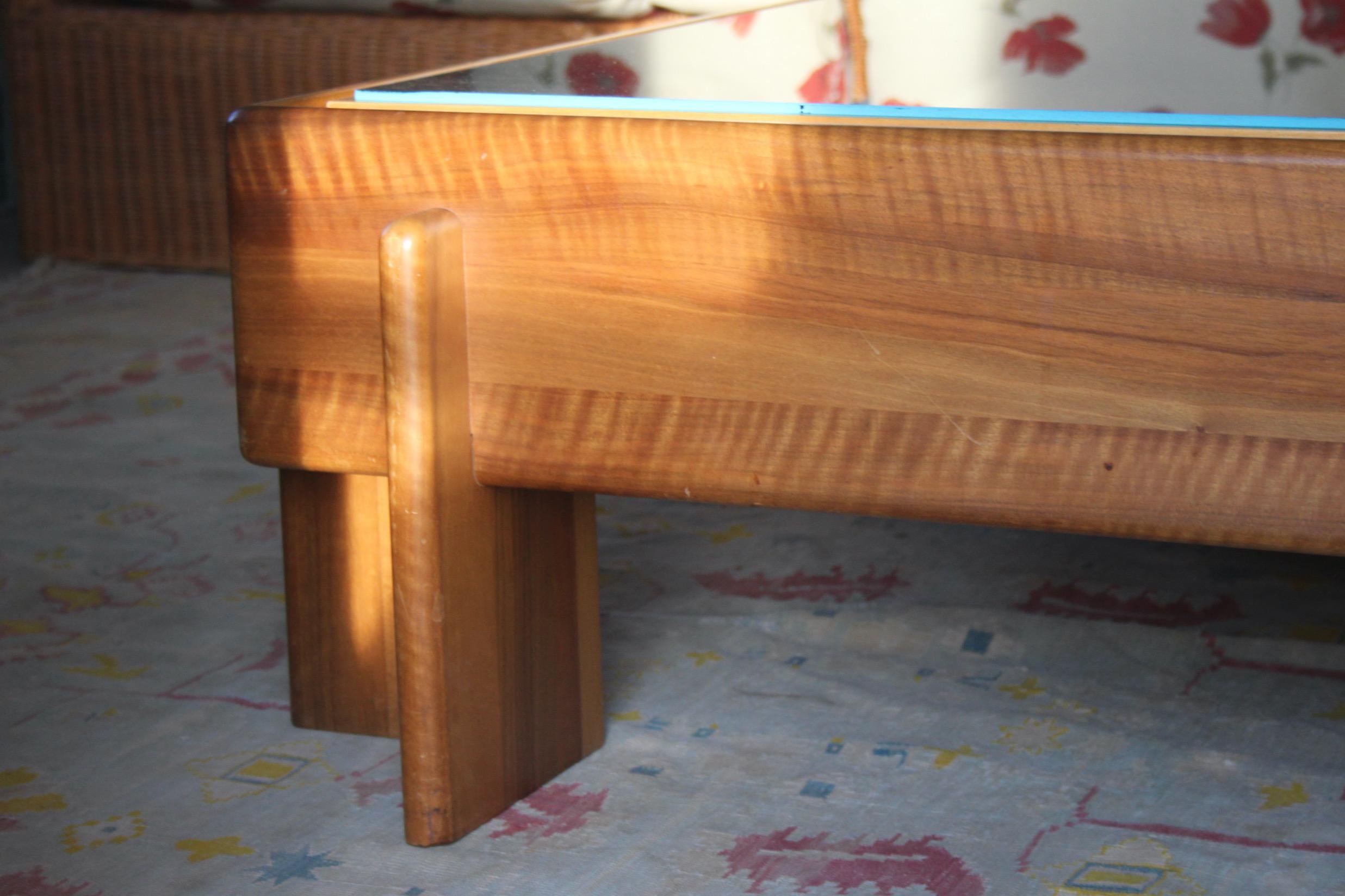 Big Afra and Tobia Scarpa style coffee Table In Good Condition For Sale In grand Lancy, CH