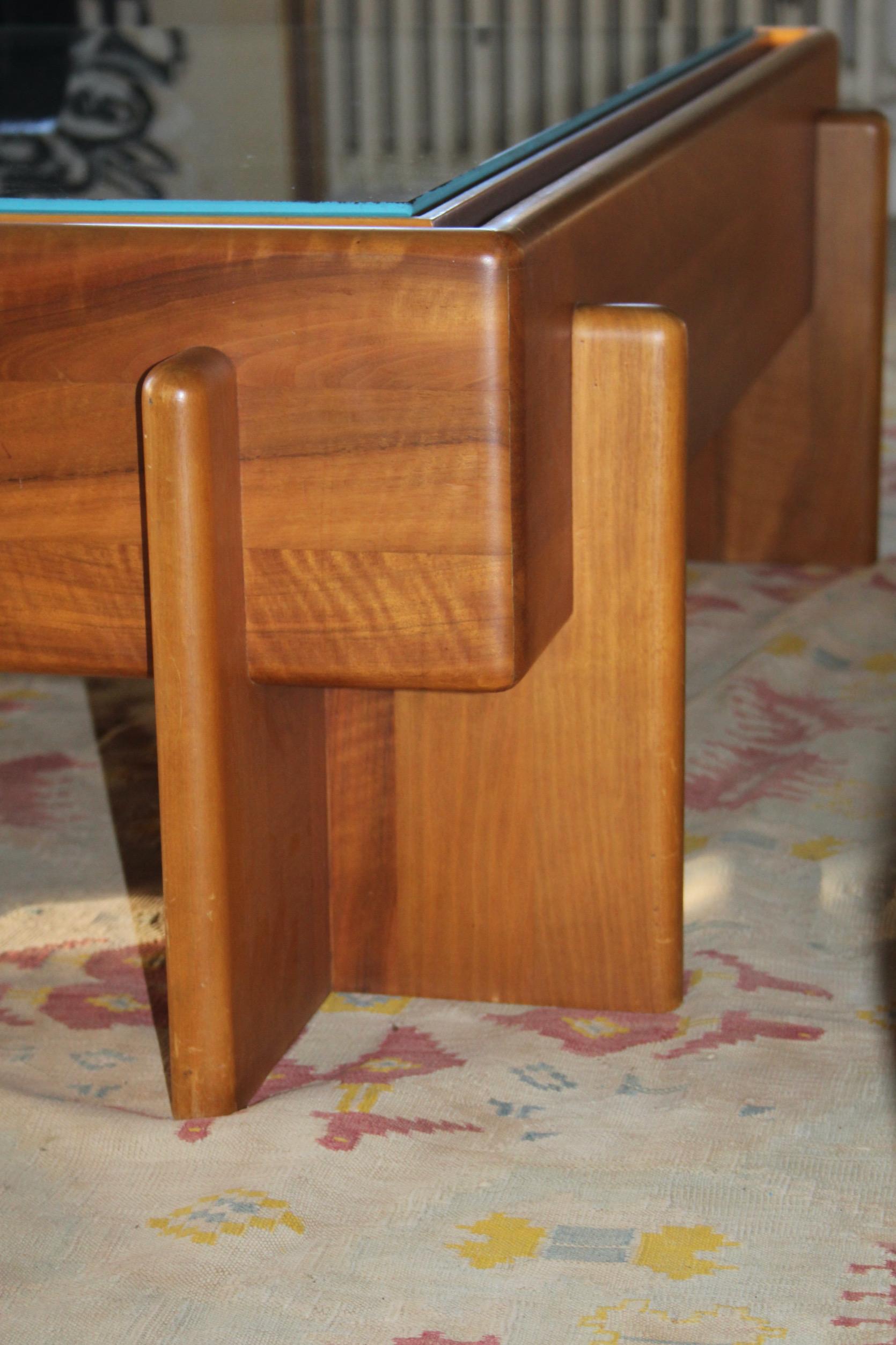 Big Afra and Tobia Scarpa style coffee Table For Sale 1