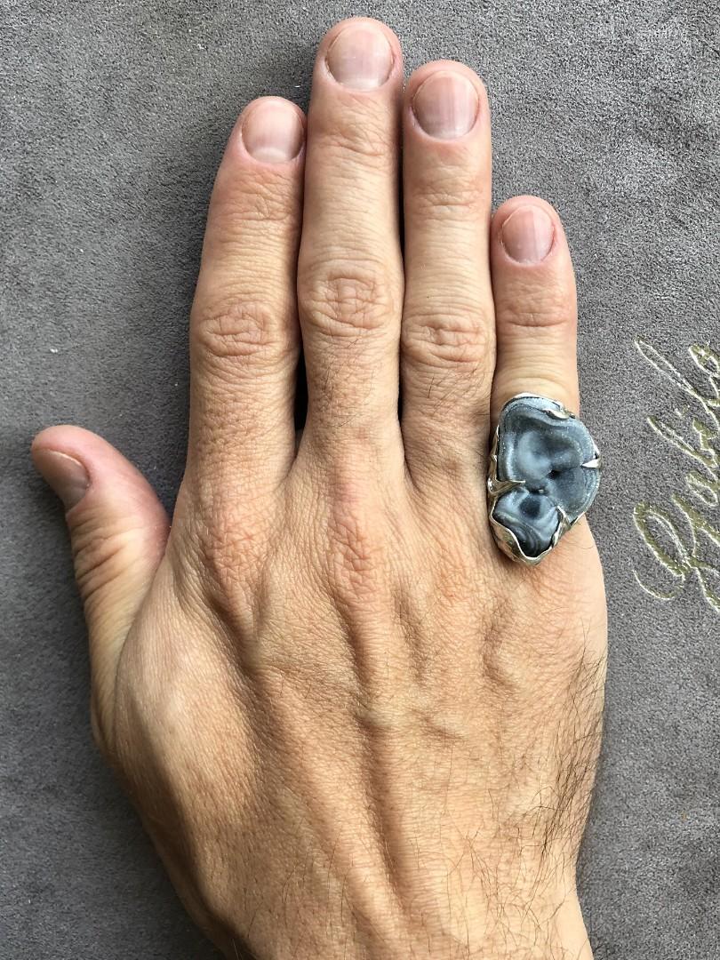 Artisan Big Agate Rose Silver Ring Raw Uncut Natural Brazilian Stone Unisex Grey gift For Sale