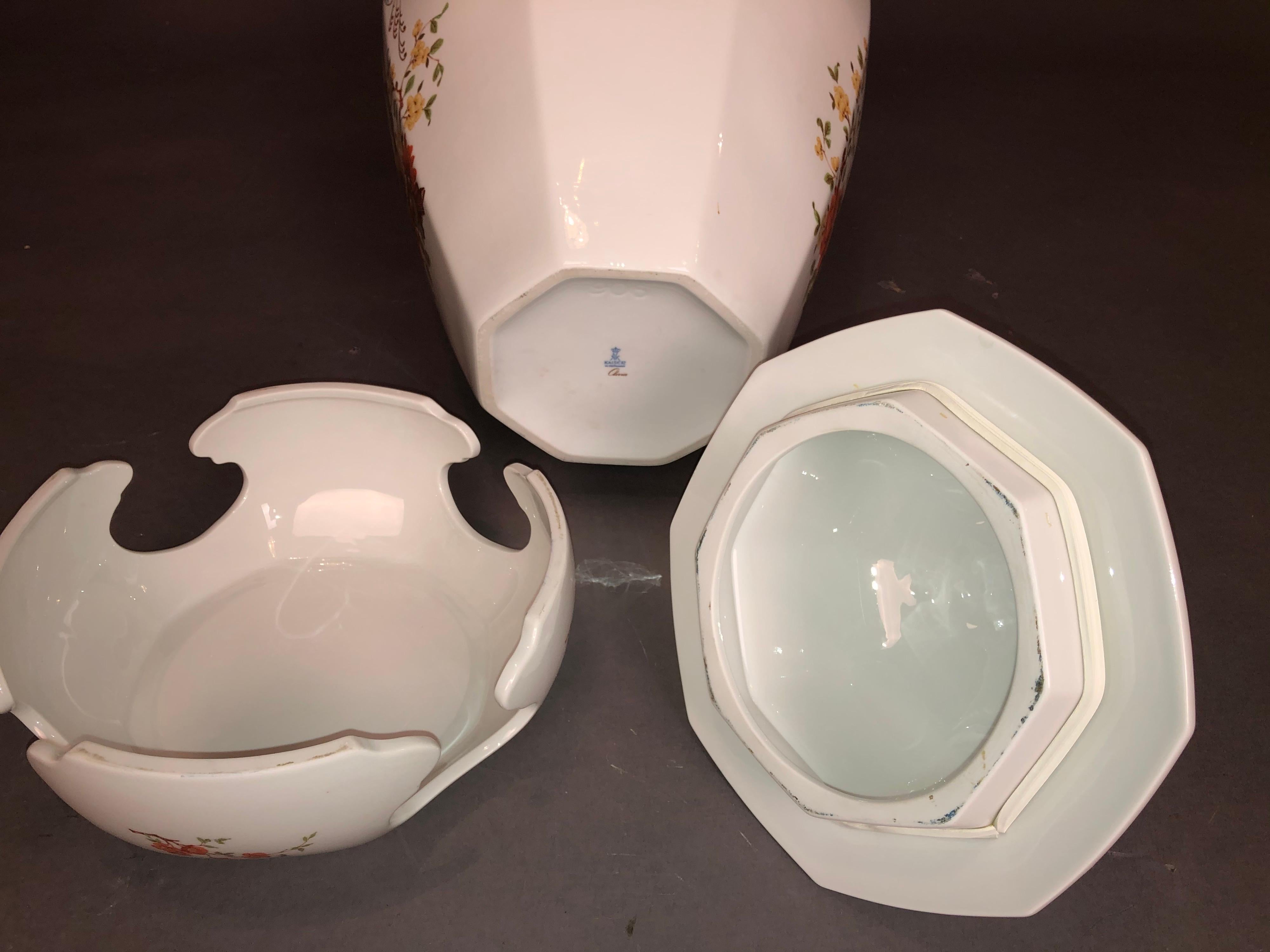 Porcelaine Grand AK Kaiser Olivia porcelaine 100 cm Boden Vase Dragon Figur um 1960 en vente