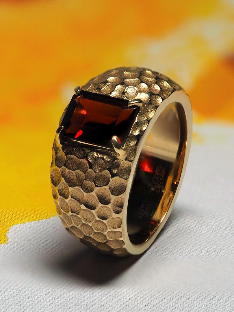 Big Almandine Yellow Gold Ring Garnet Scarlet Statement Red Gem Mens Bold Ring For Sale 1