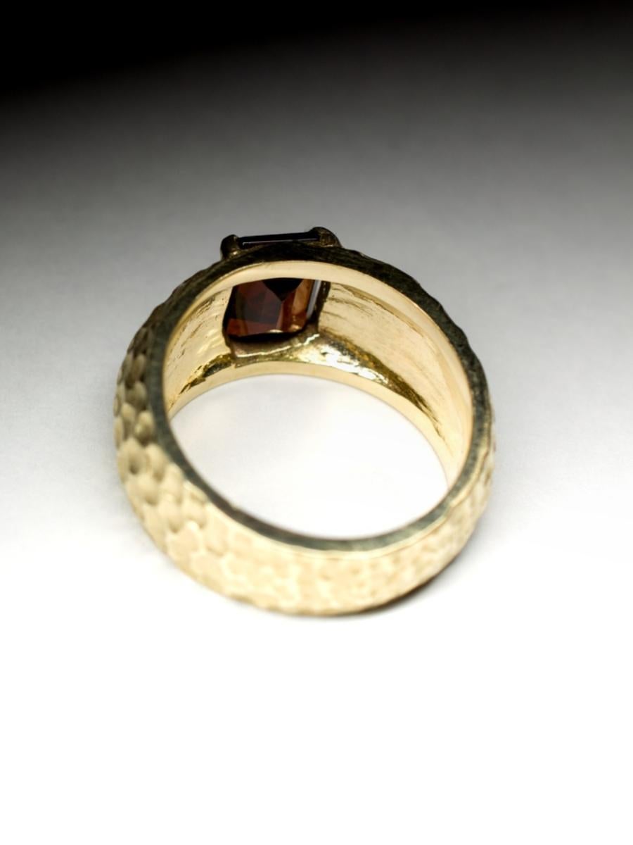 Big Almandine Yellow Gold Ring Garnet Scarlet Statement Red Gem Mens Bold Ring For Sale 2