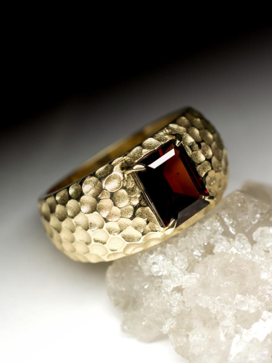 Big Almandine Yellow Gold Ring Garnet Scarlet Statement Red Gem Mens Bold Ring For Sale 9