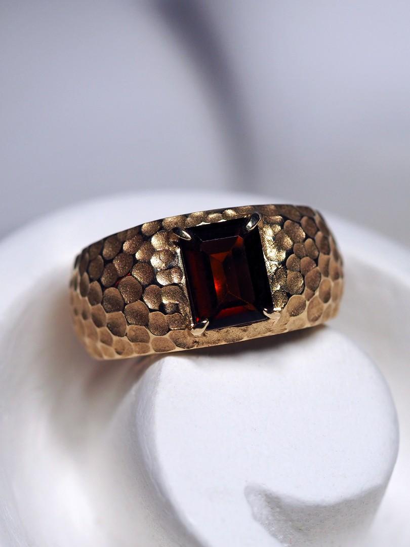 Women's or Men's Big Almandine Yellow Gold Ring Garnet Scarlet Statement Red Gem Mens Bold Ring For Sale