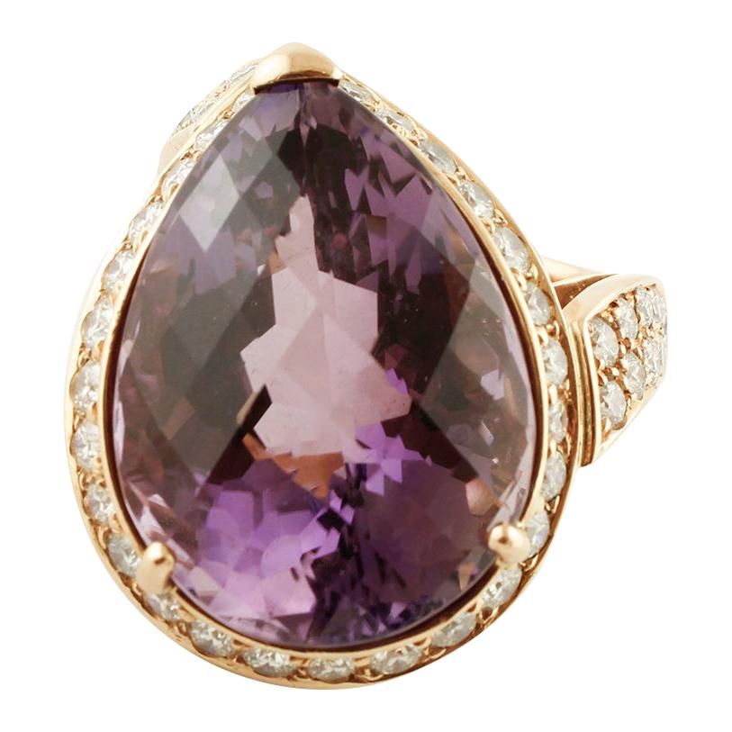 29, 54 carat Amethyst, 3, 26 carat Diamonds, 18 Karat Yellow Gold Ring For Sale