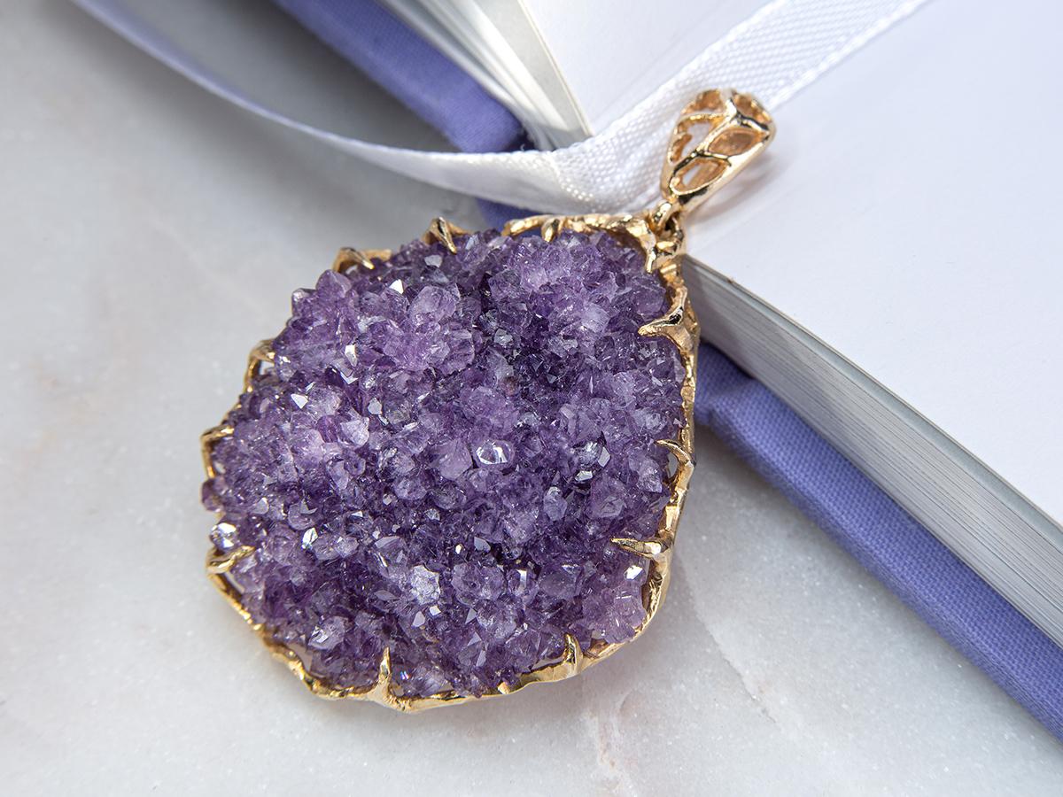 14K gold pendant with natural amethyst crystals 