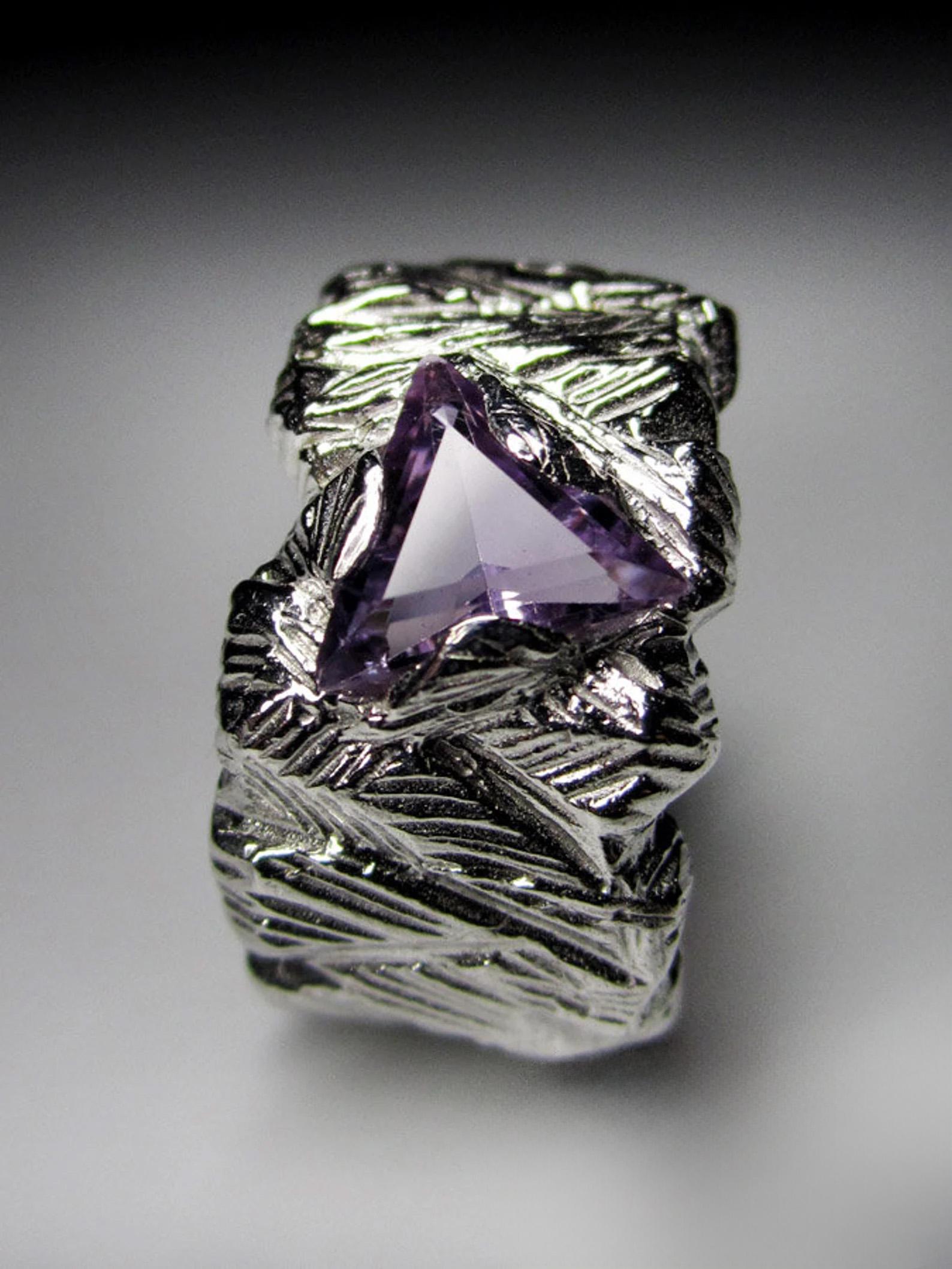 Women's or Men's Big Amethyst Silver Ring Trilliant Fancy Cut Jewels Purple Violet Gemstone 