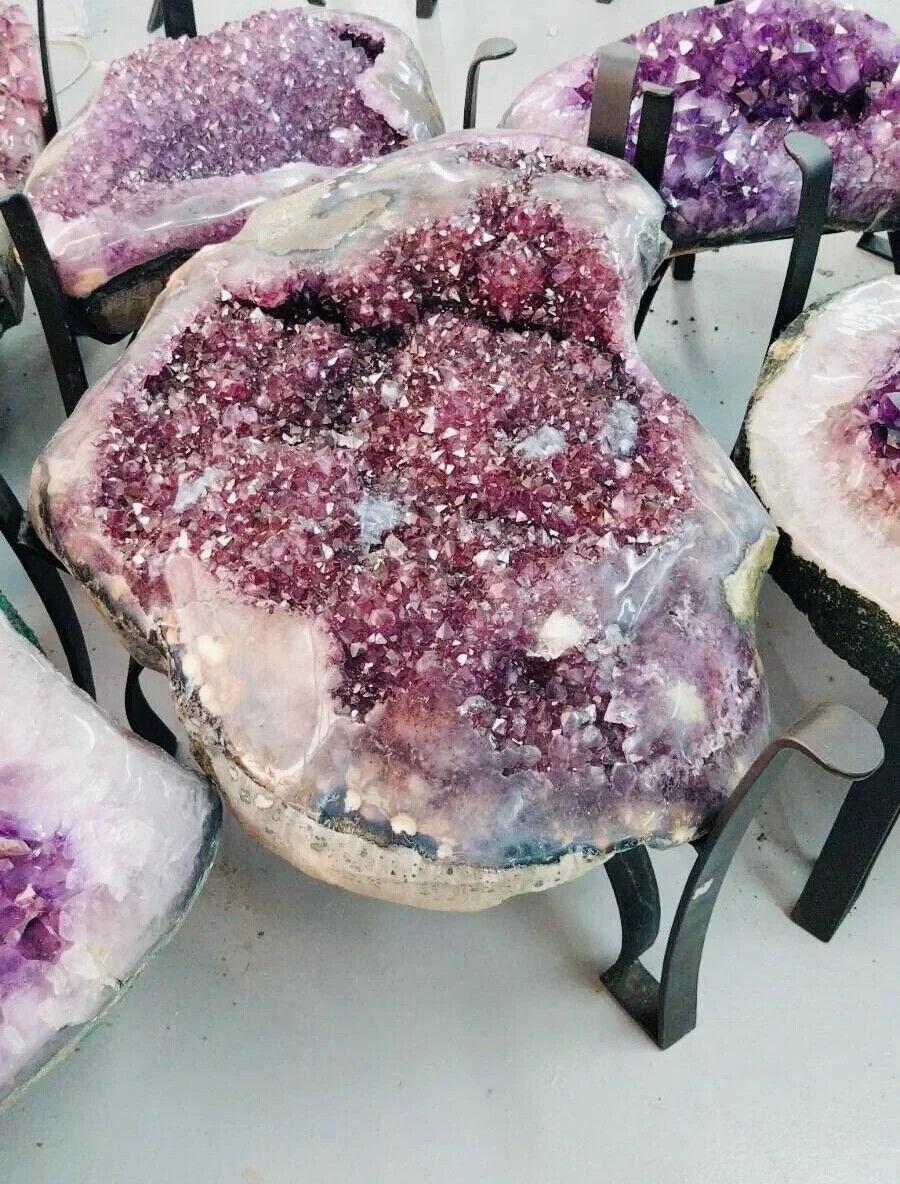 BIG AMETHYST TABLE 64kg Natural Crystal Slab (Cathedral/ Geode/ Cluster) In New Condition For Sale In Cleveland, OH