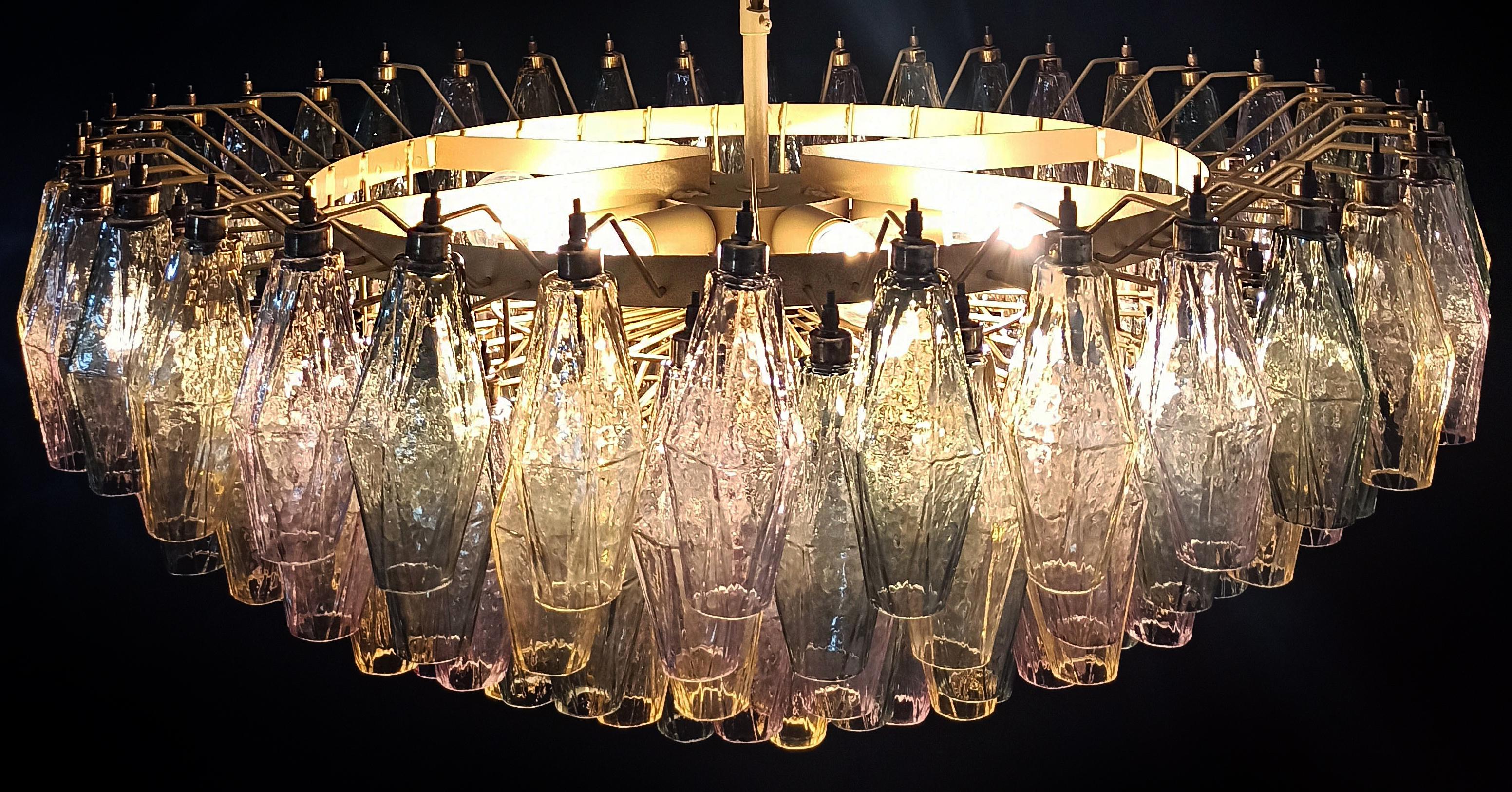 Grand et incroyable lustre en verre de Murano - 185 verres multicolores en vente 1