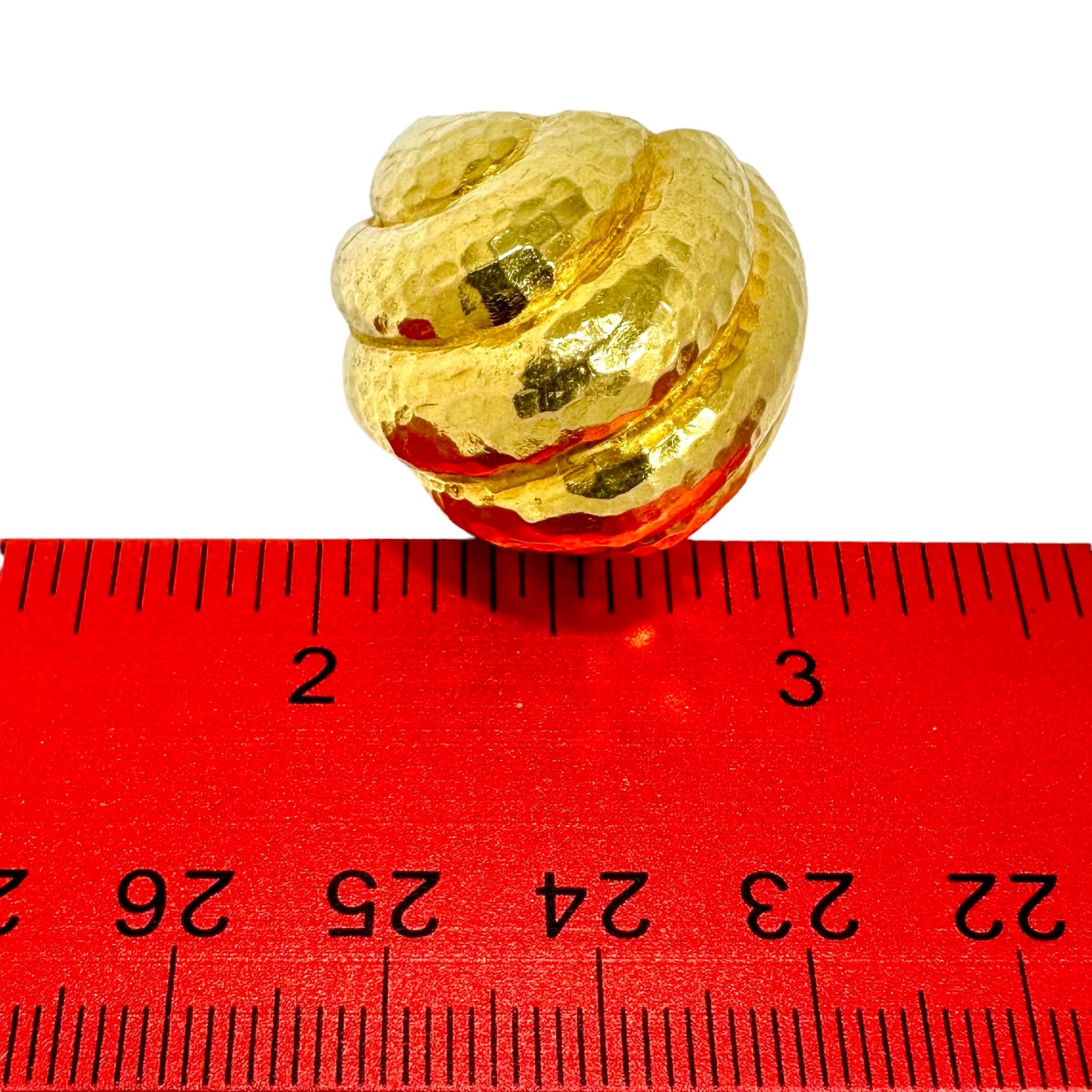 Big and Bold 18K Yellow Gold David Webb Bombe Dome Ring For Sale 4