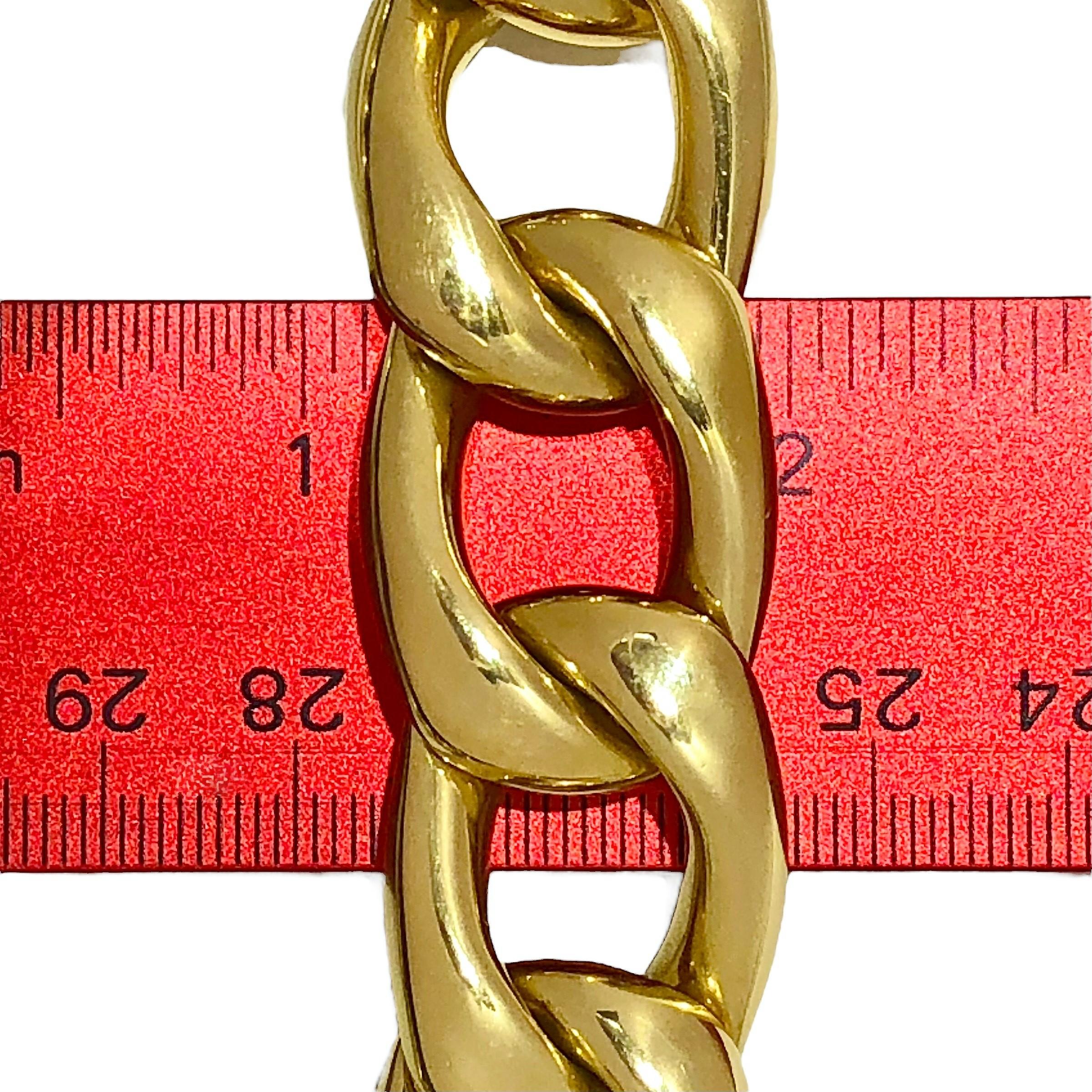 Big and Bold 18K Yellow Gold Large Link Necklace with One Diamond Link In Good Condition For Sale In Palm Beach, FL