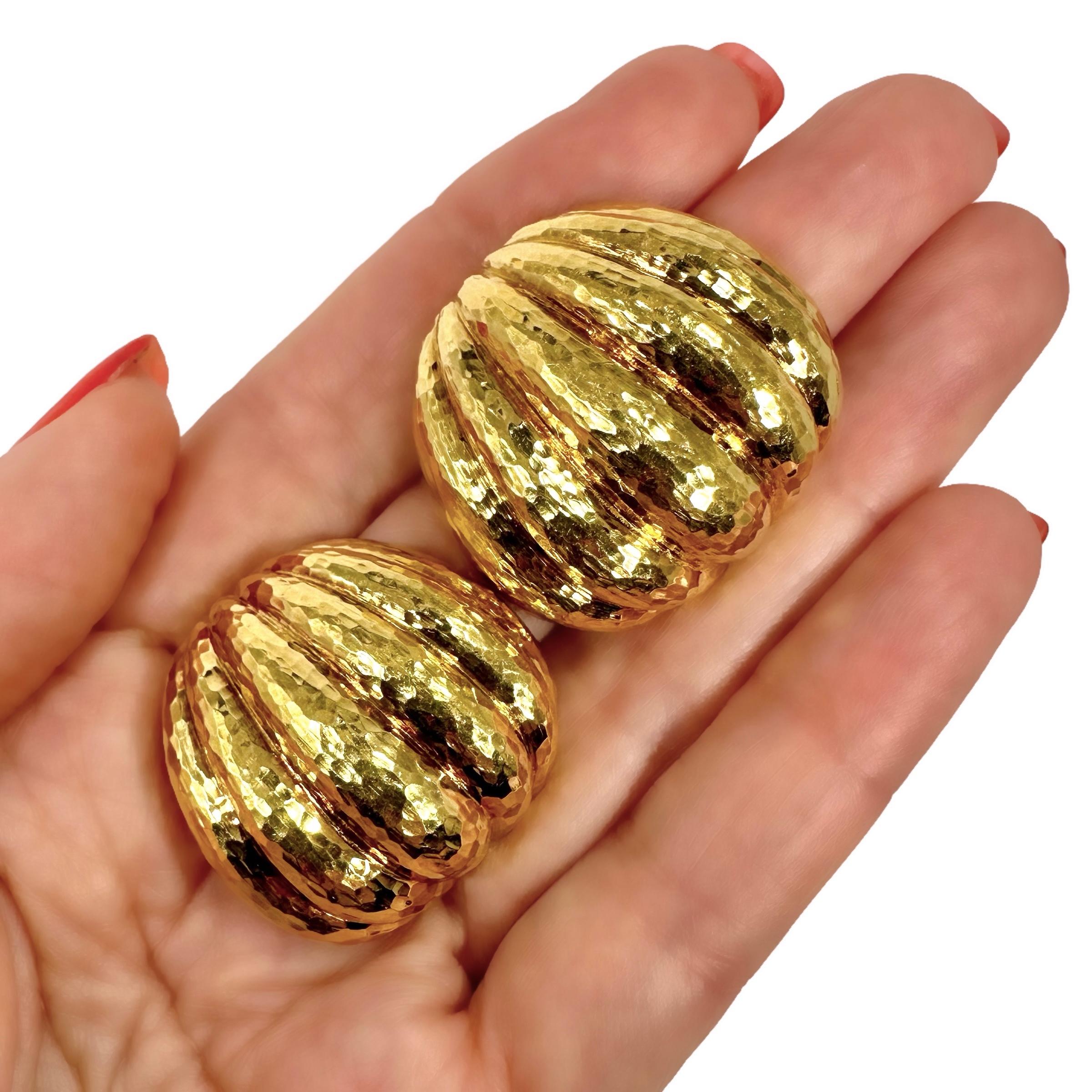Big and Bold 18k Yellow Gold Vintage David Webb Hammered Finish Bombe Earrings For Sale 3
