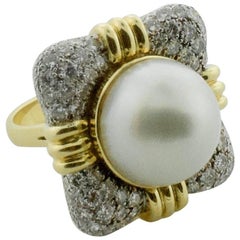 Retro Big and Bold Diamond and Mabe' Pearl Ring in 18 Karat 2.69 Carat