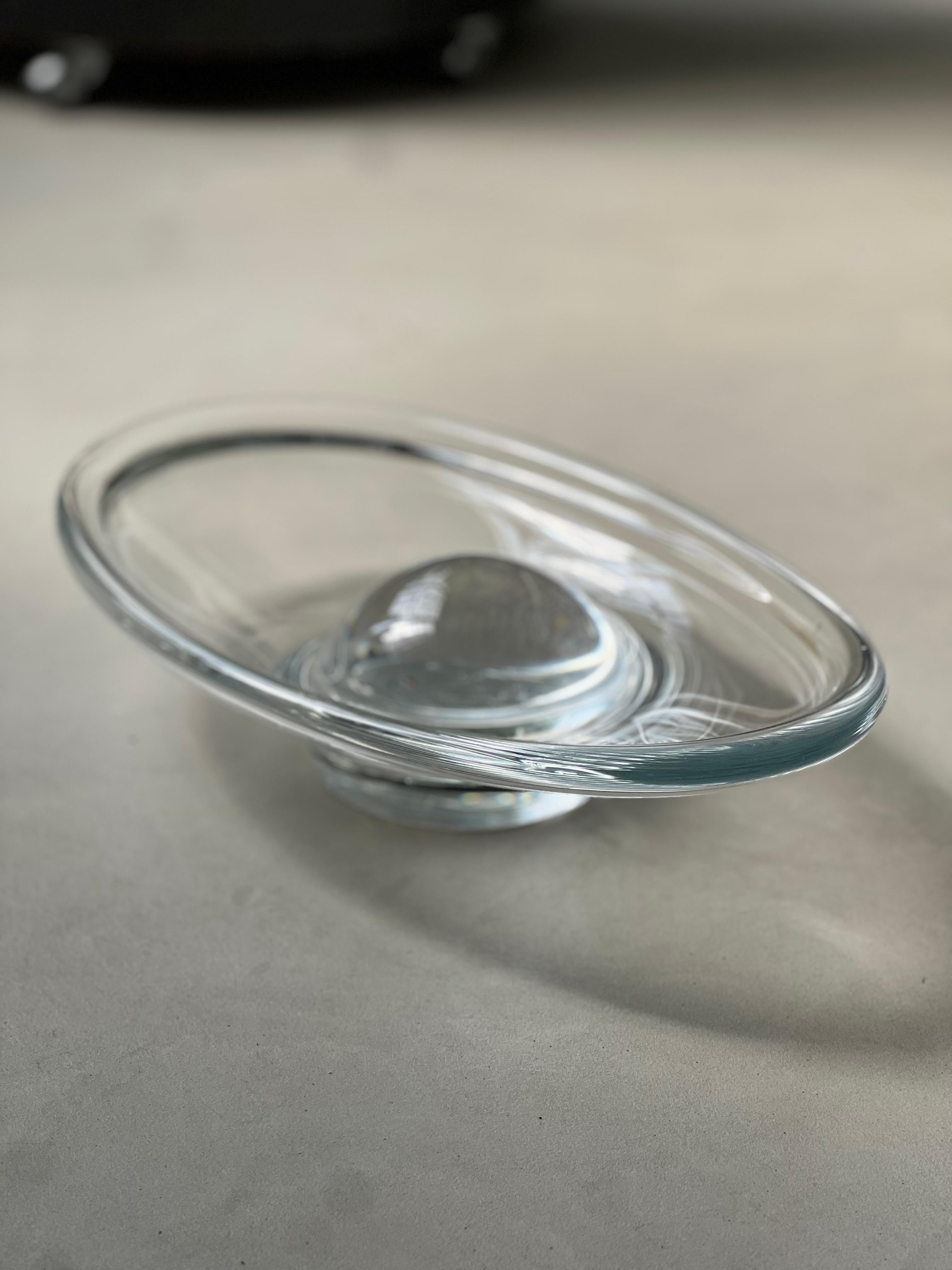 Große und schwere Murano-Schale, skulpturales Klarglas im Angebot 1