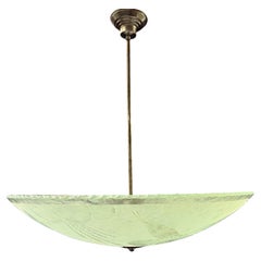 grande e imponente lampada da soffitto italiana Battuto
